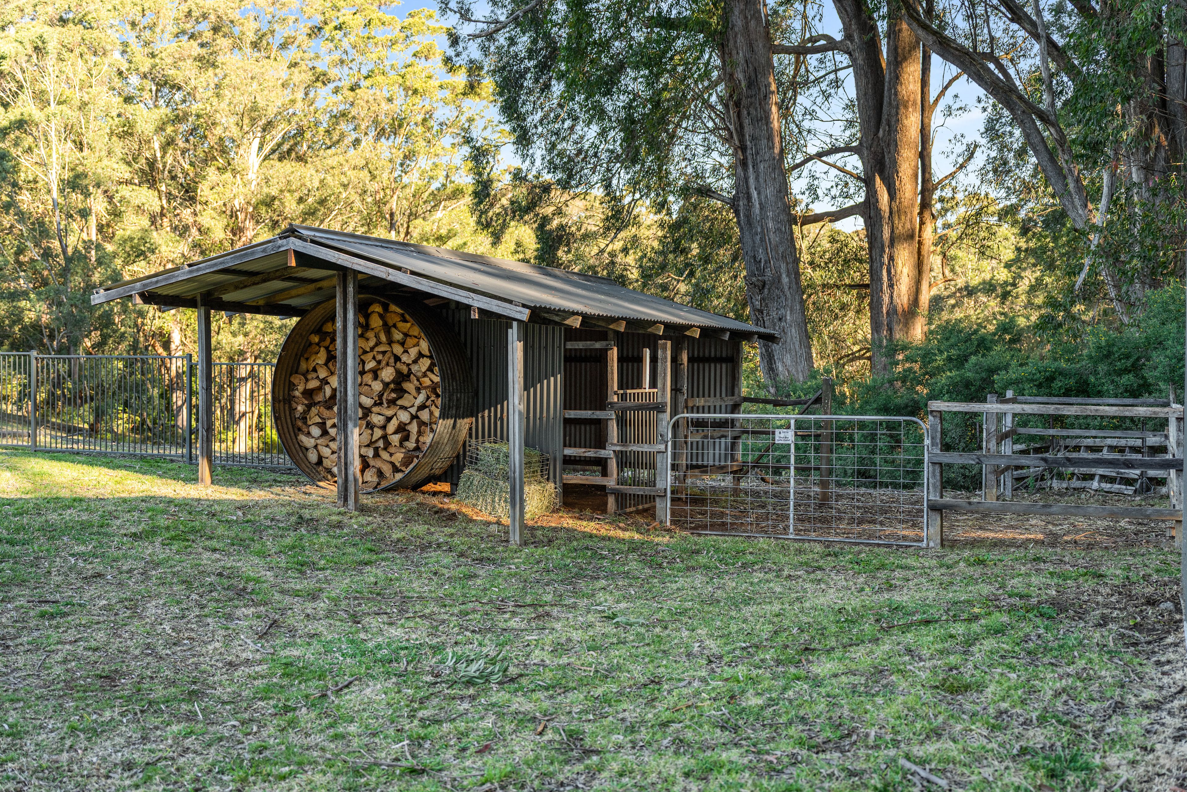 1396 Nowra Road — photo 14 of 25