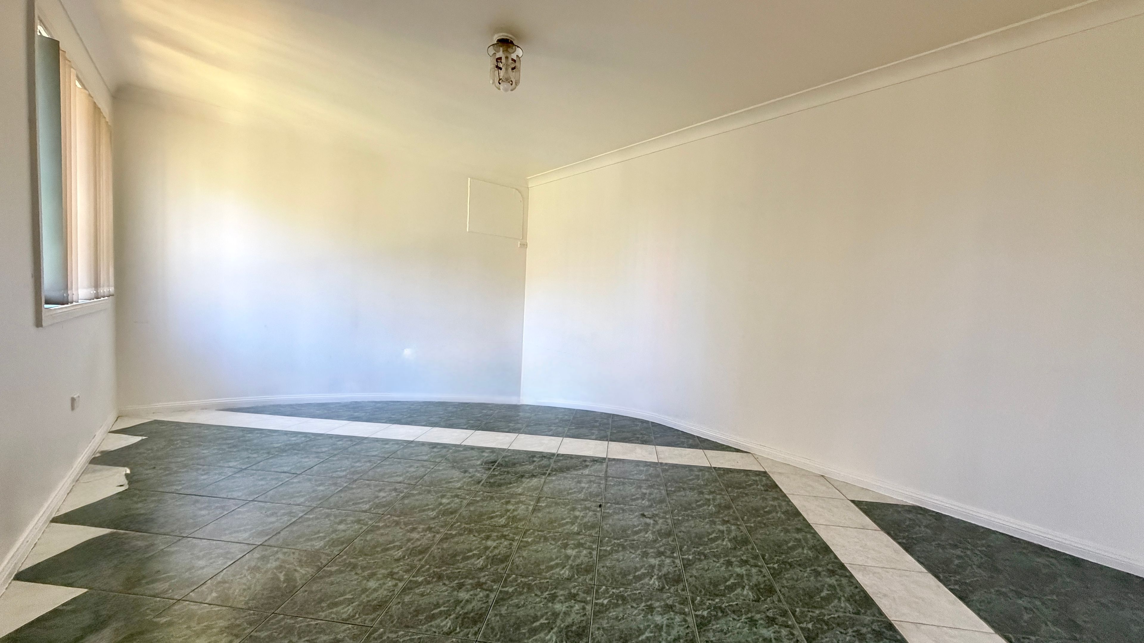 36a Roebuck Street — photo 5 of 5