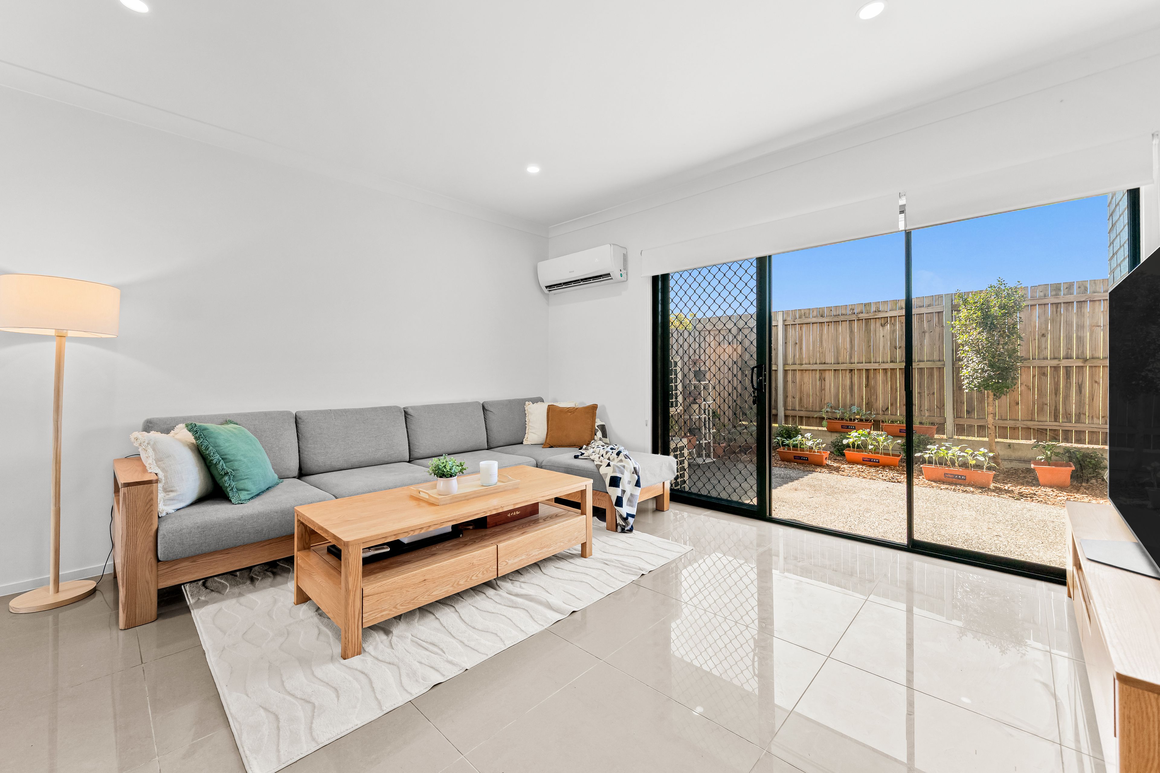 6/380 Benhiam Street — photo 4 of 28