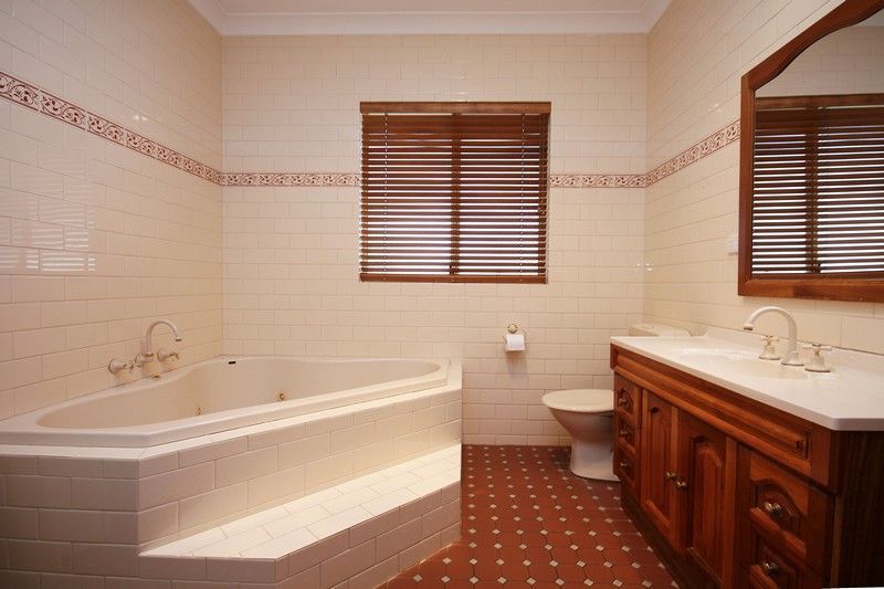 53 Collingwood Avenue — photo 11 of 21