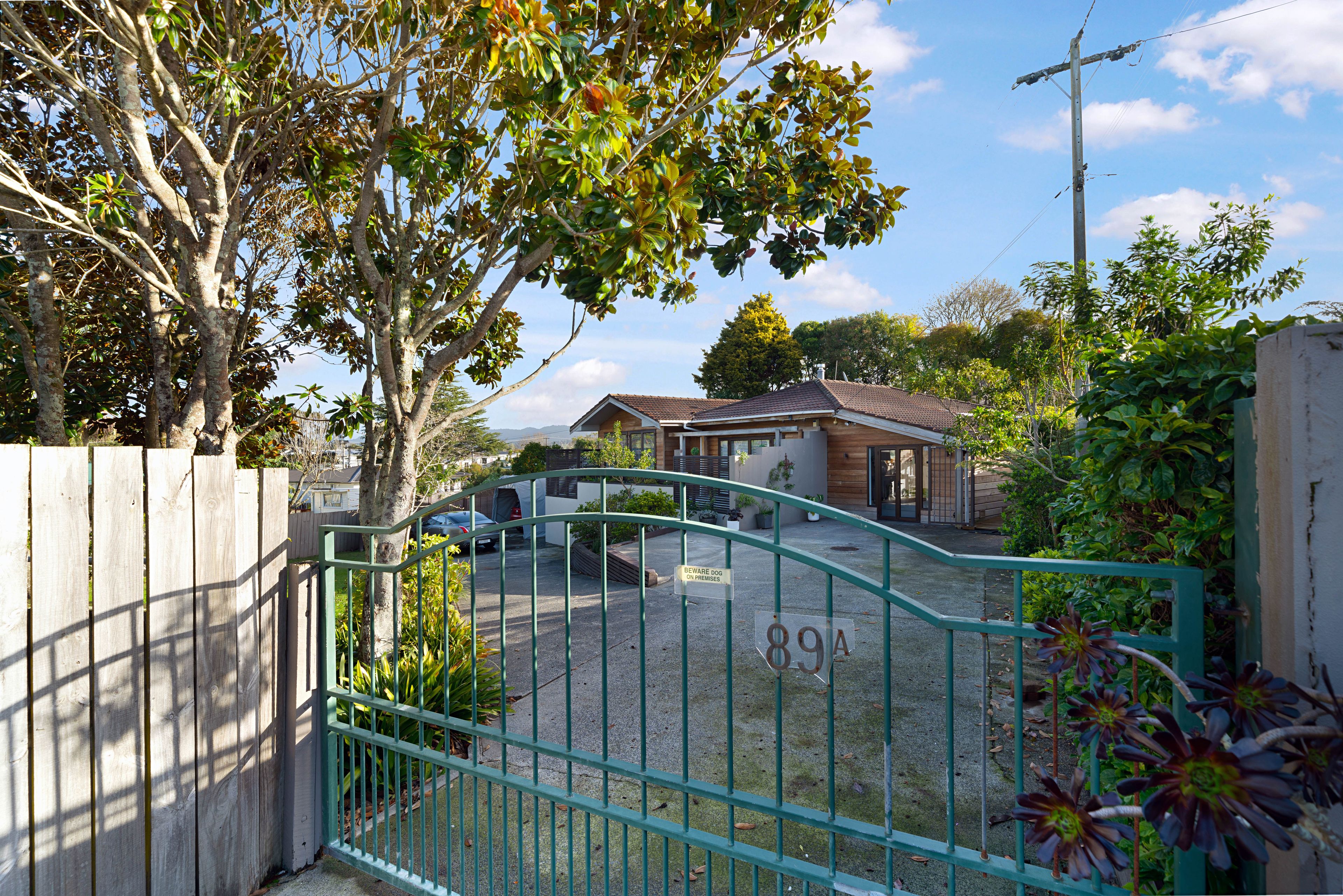 89A View Road, Henderson, Waitakere City