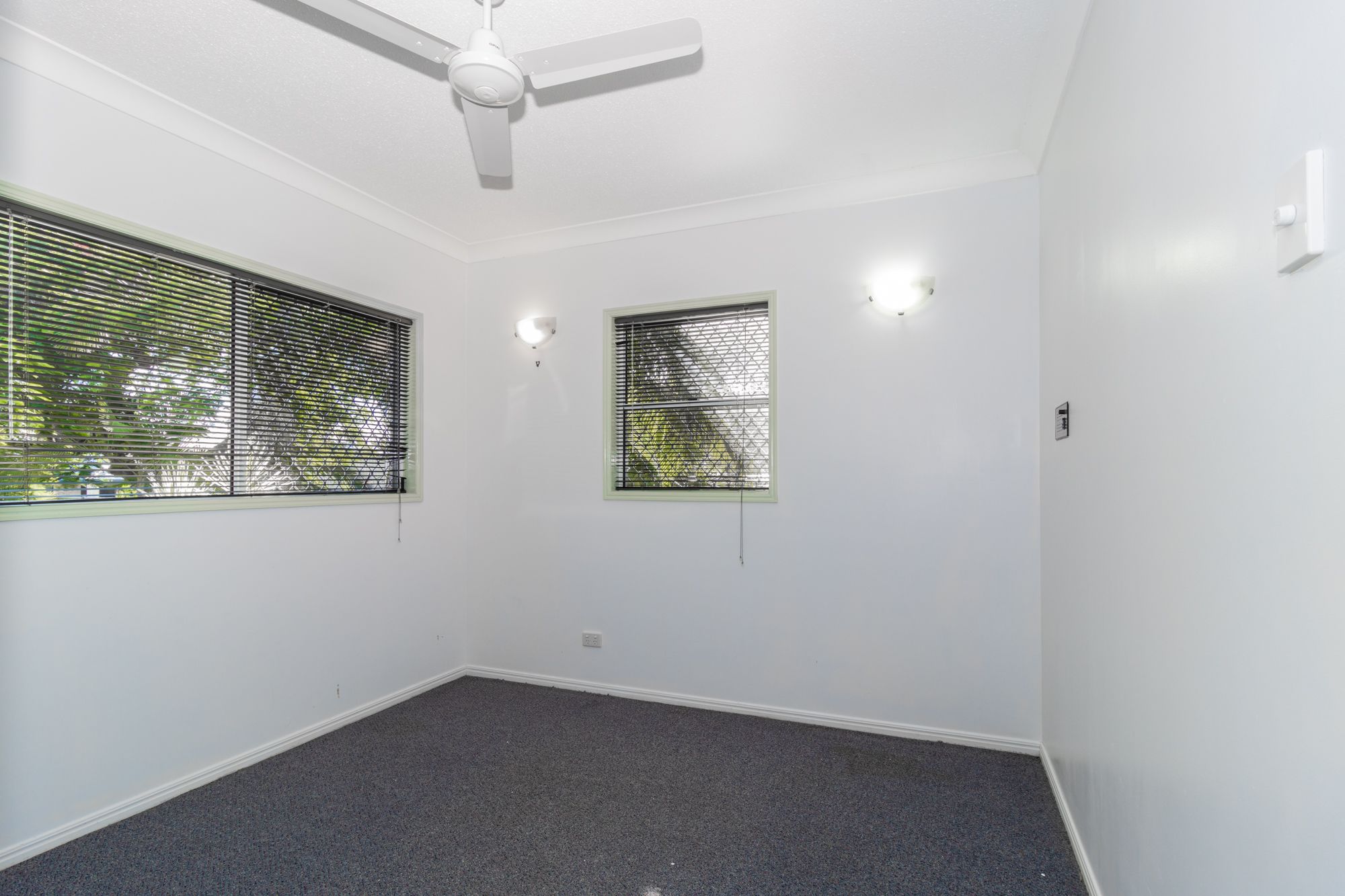 2/438 Esplanade, Torquay, QLD 4655 Unit for Rent Ray White Hervey Bay