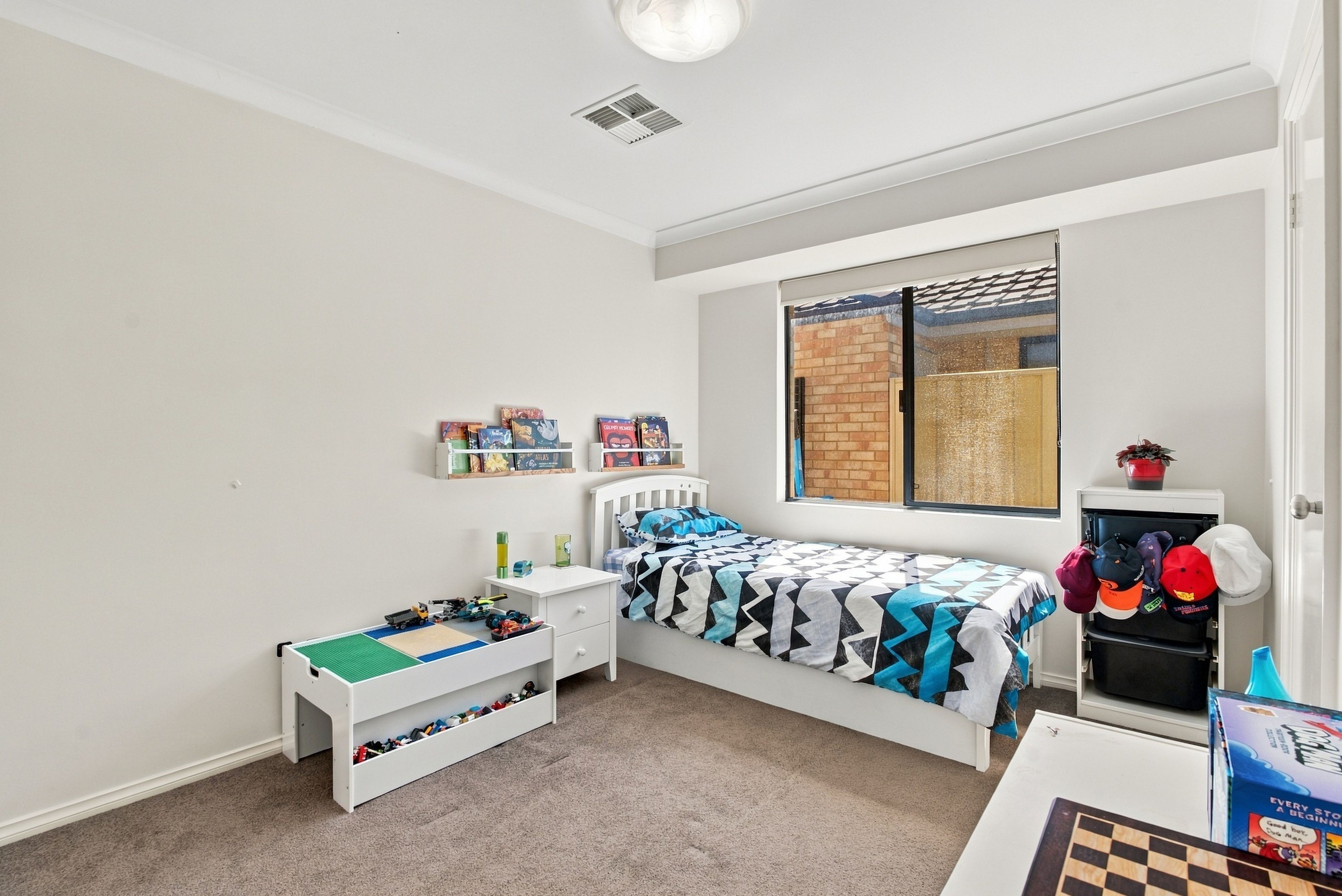 122 Kemp Street — photo 15 of 30