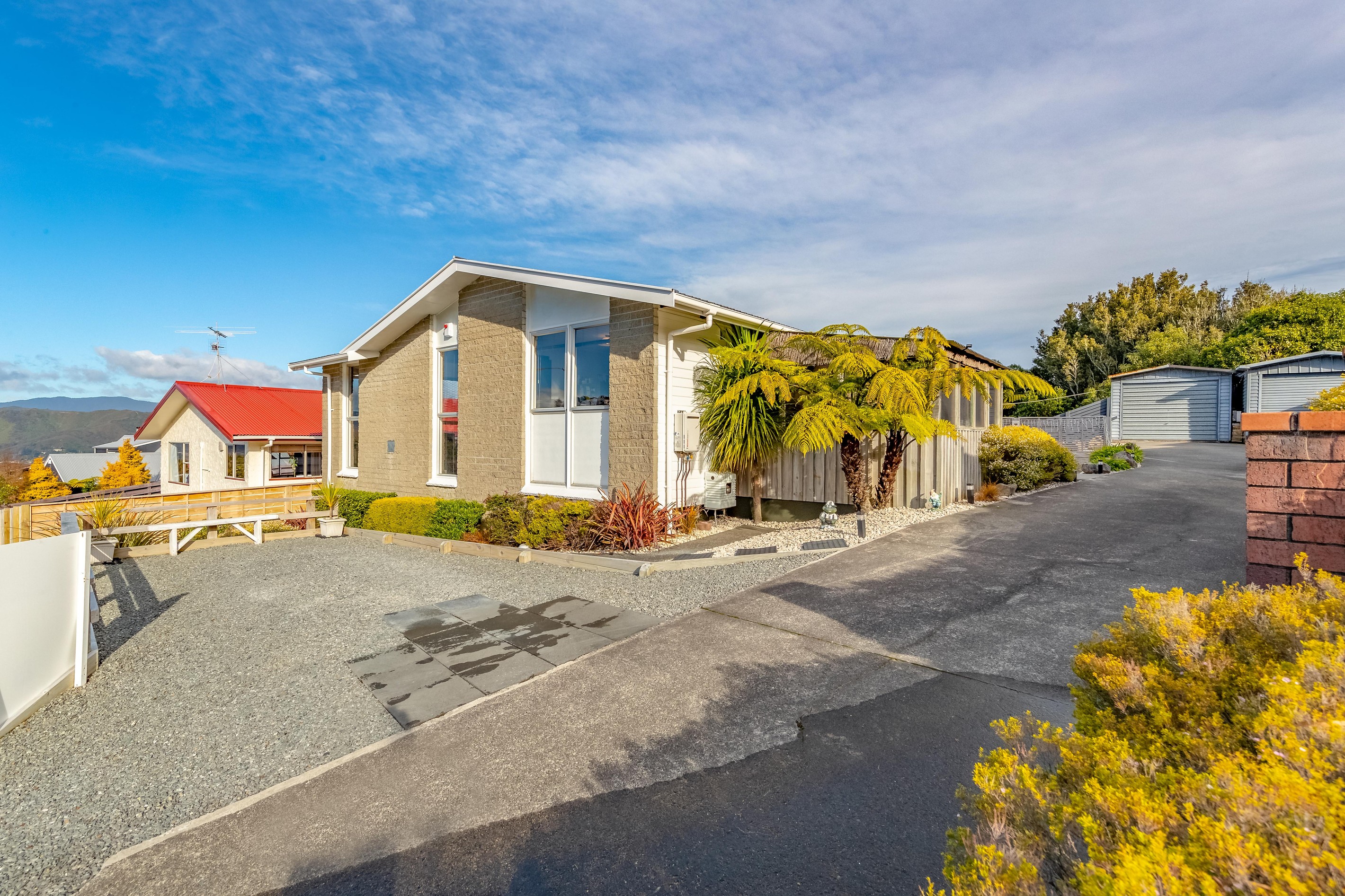 15a Westpoint Avenue, Harbour View, Lower Hutt City