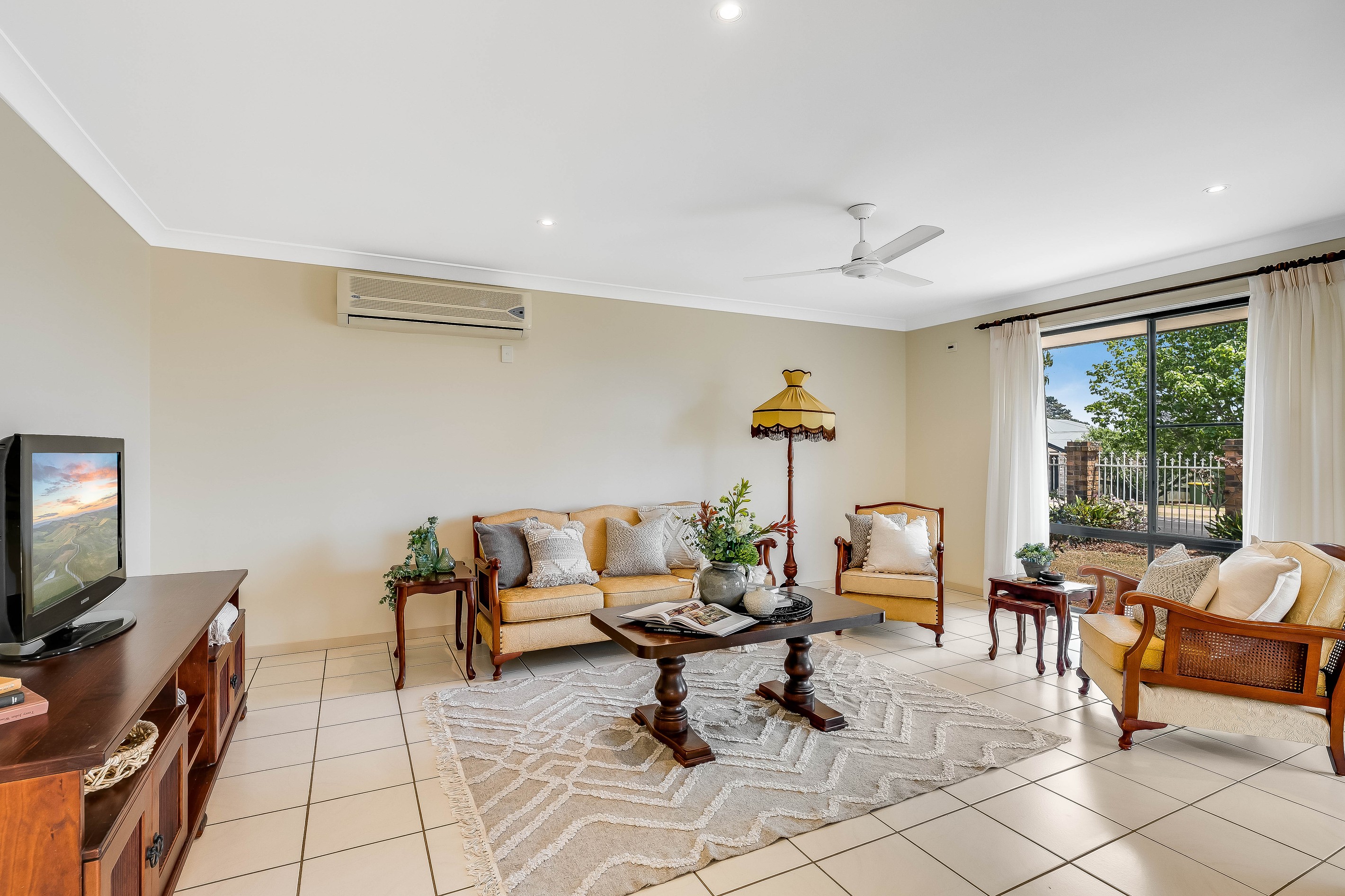 1 Scullin Street, Middle Ridge, QLD 4350