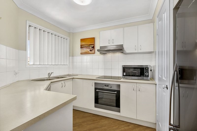 11/144 Meadowlands Road, Carina, QLD 4152