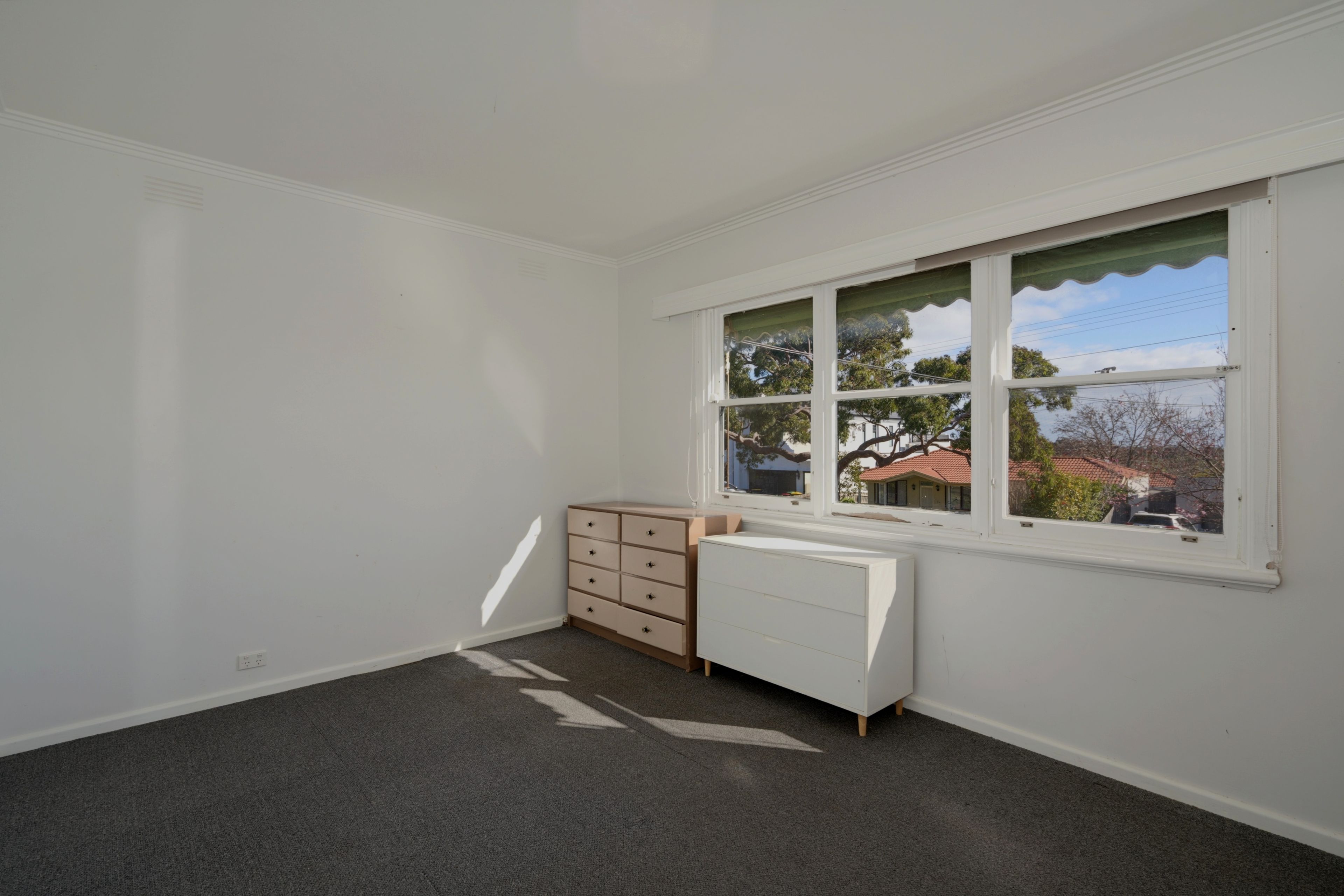 28 Tobias Avenue — photo 9 of 15
