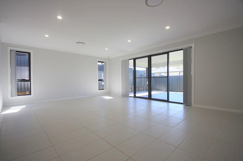 109 Belmont Avenue, Spring Farm, NSW 2570