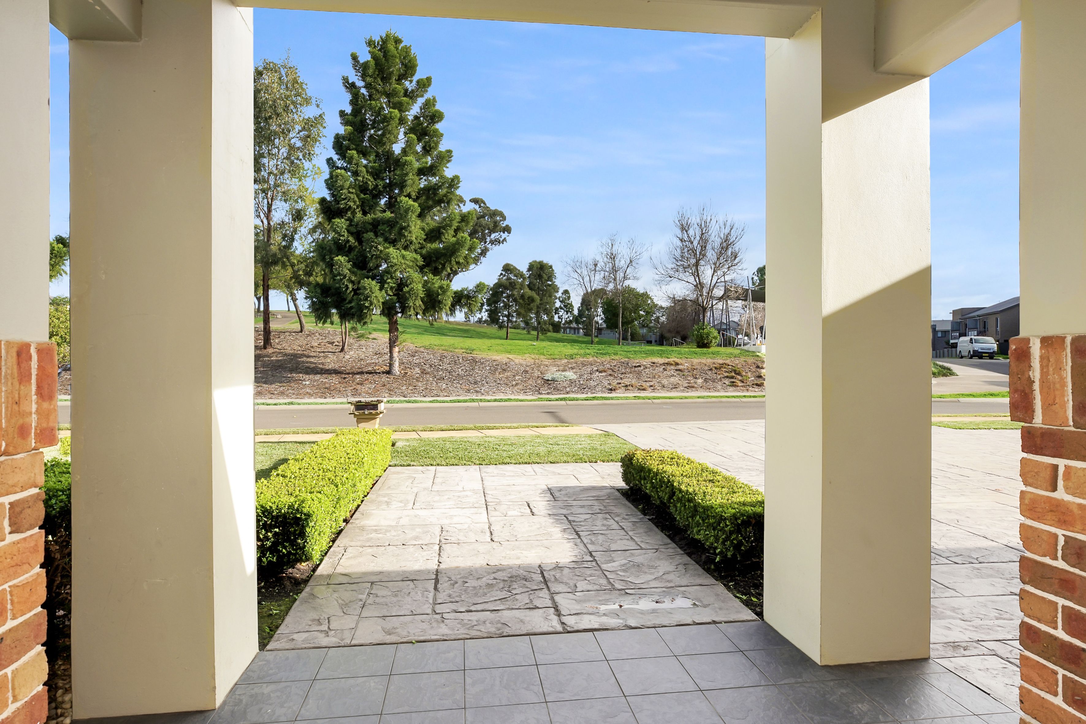 15 Branksome Way, Glenmore Park, NSW 2745
