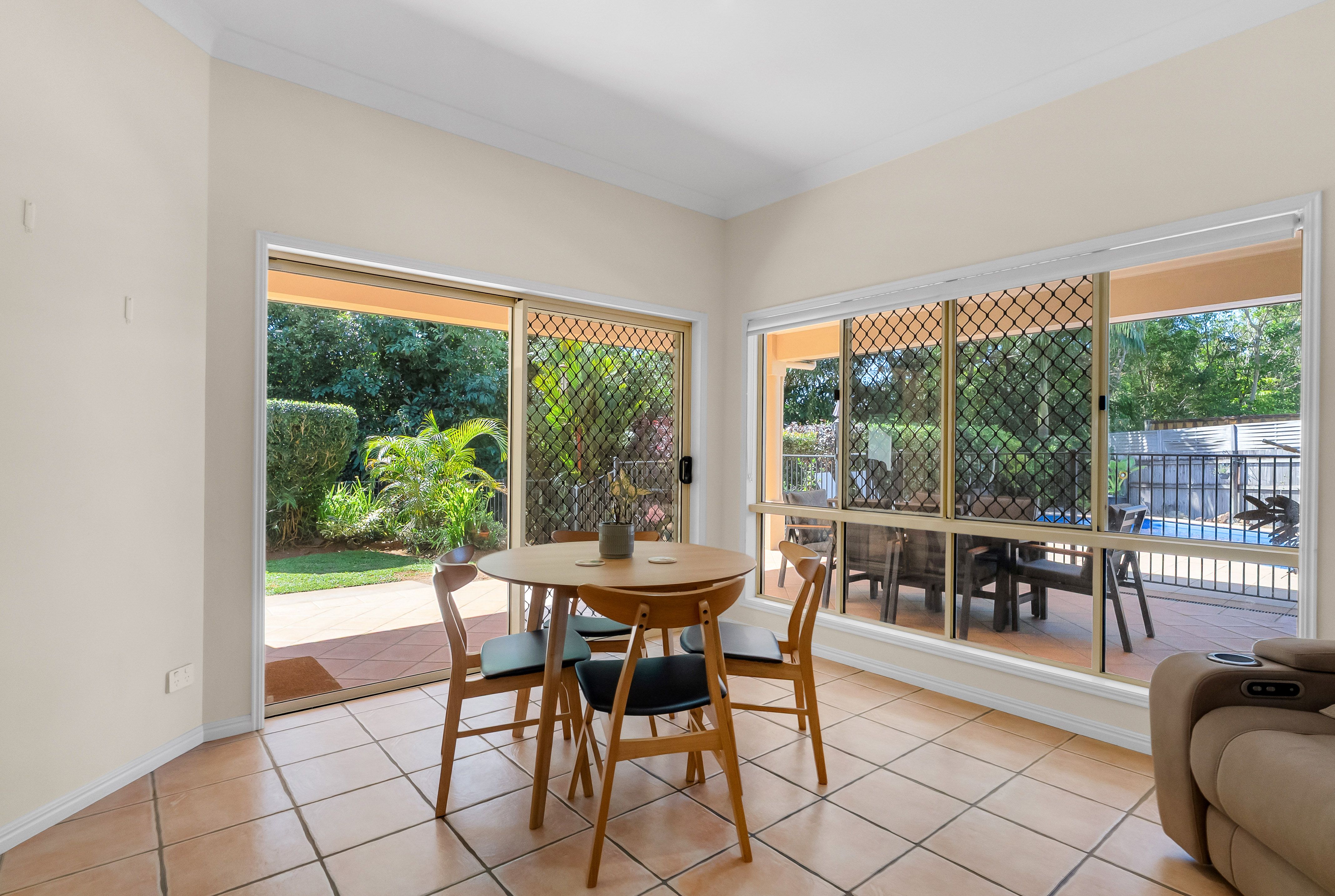 6 Swain Court — photo 15 of 30