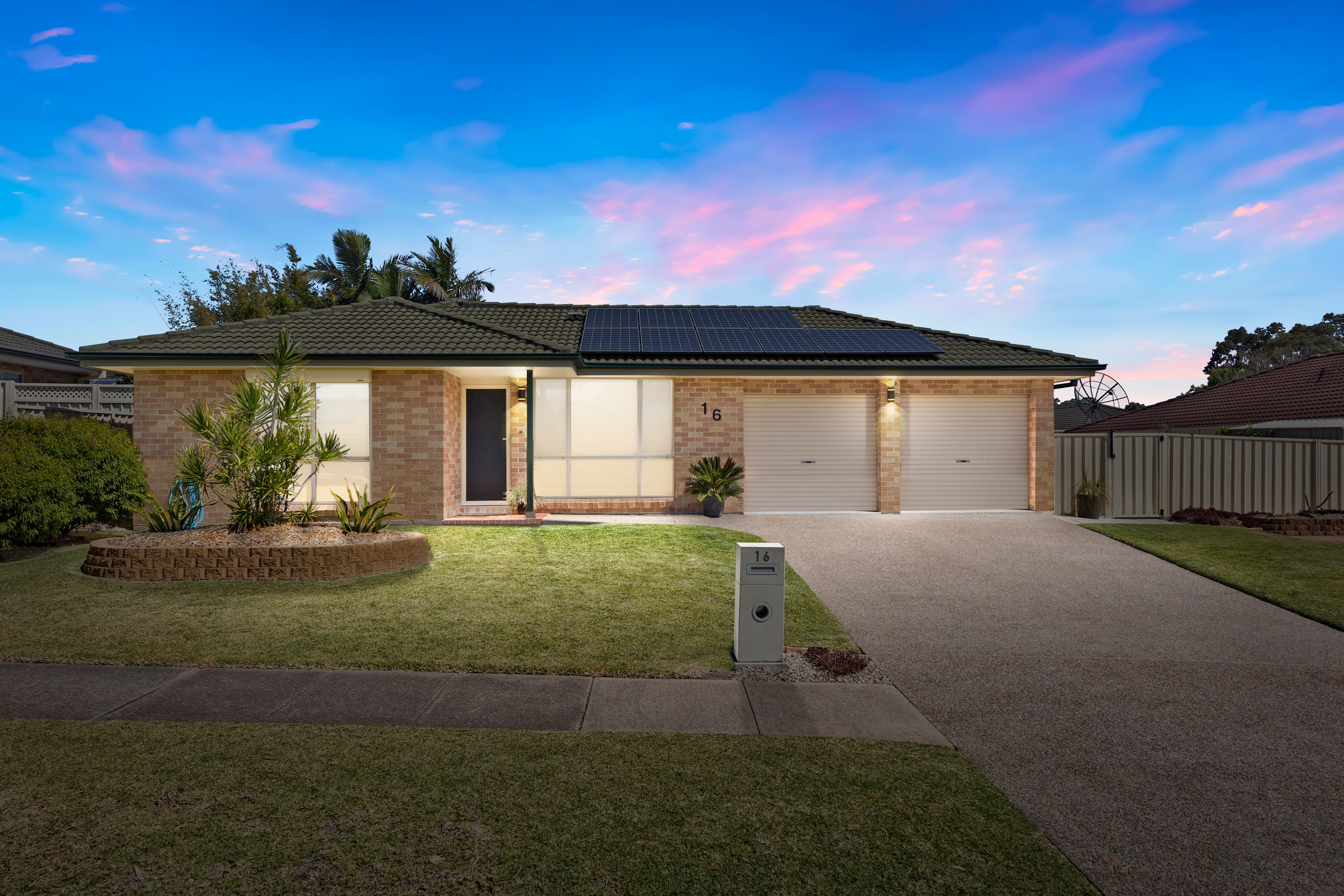 16 Karong Avenue — photo from Ray White Newcastle Lake Macquarie