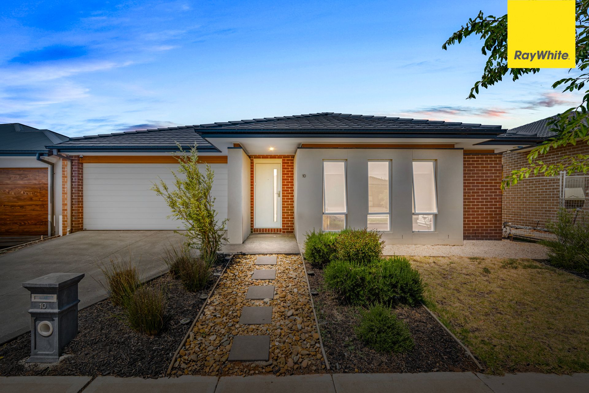 10 Midgard Road, WEIR VIEWS VIC 3338