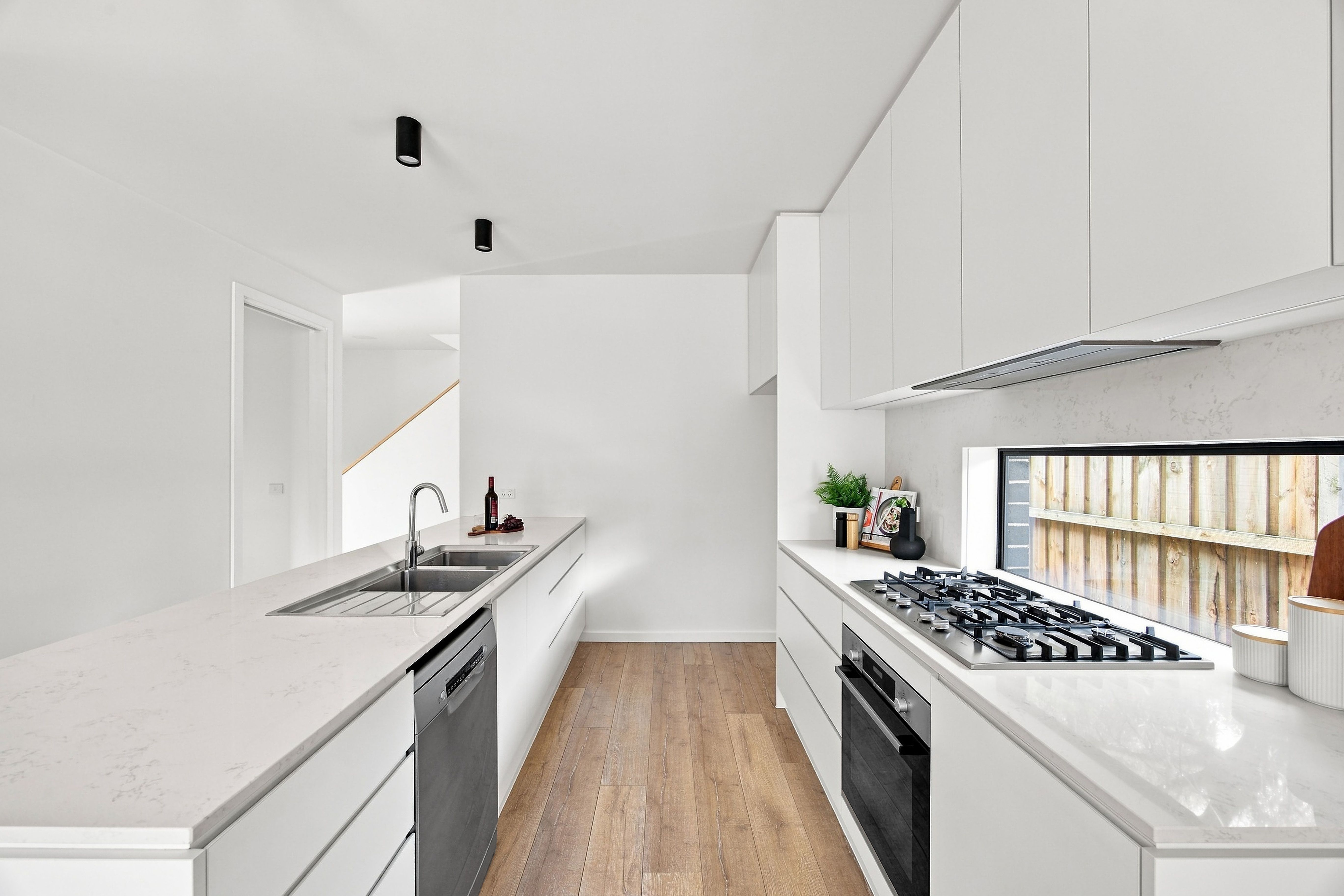 3/14 Sydney Street — photo 6 of 14
