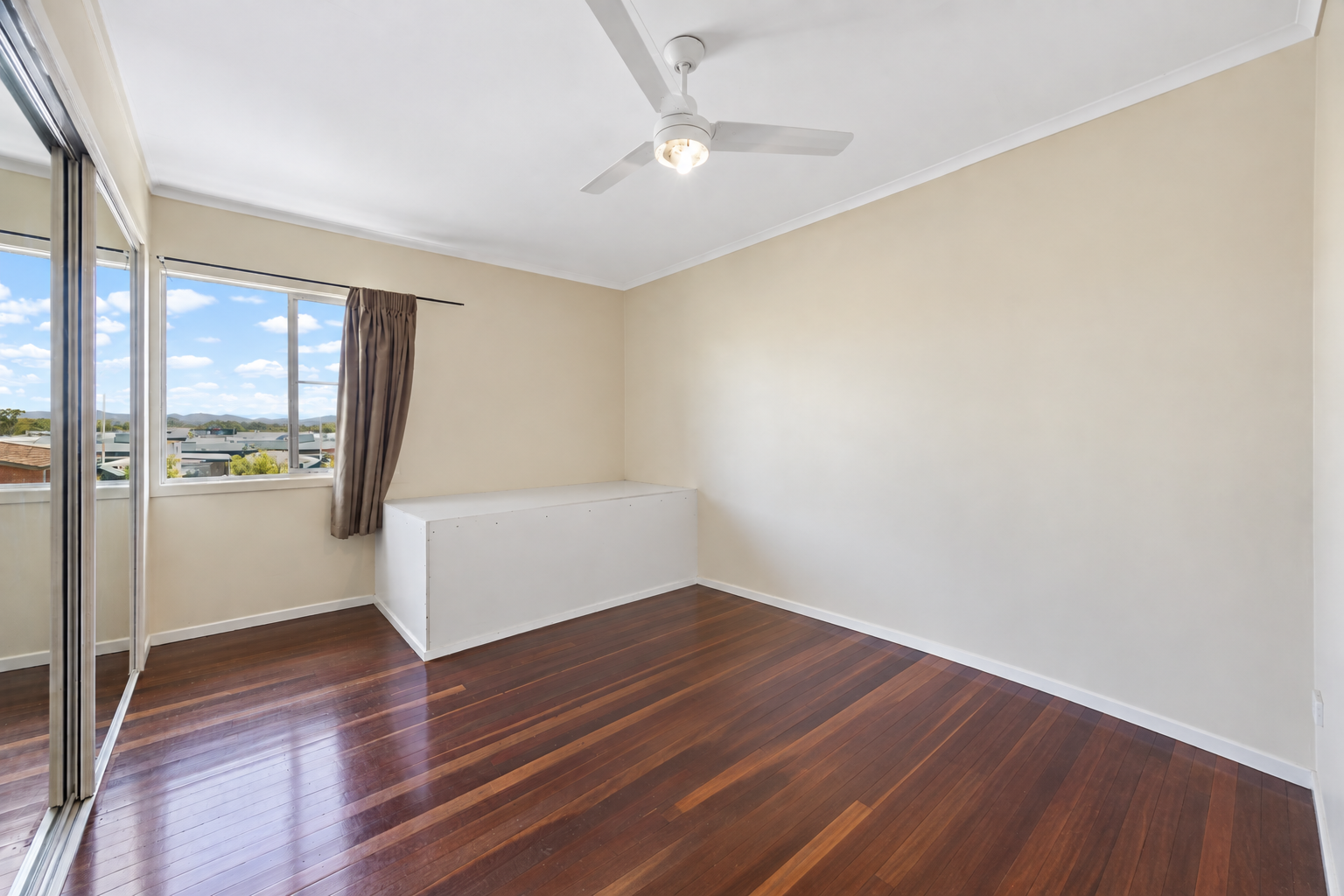 14 Roe Street — photo 8 of 25