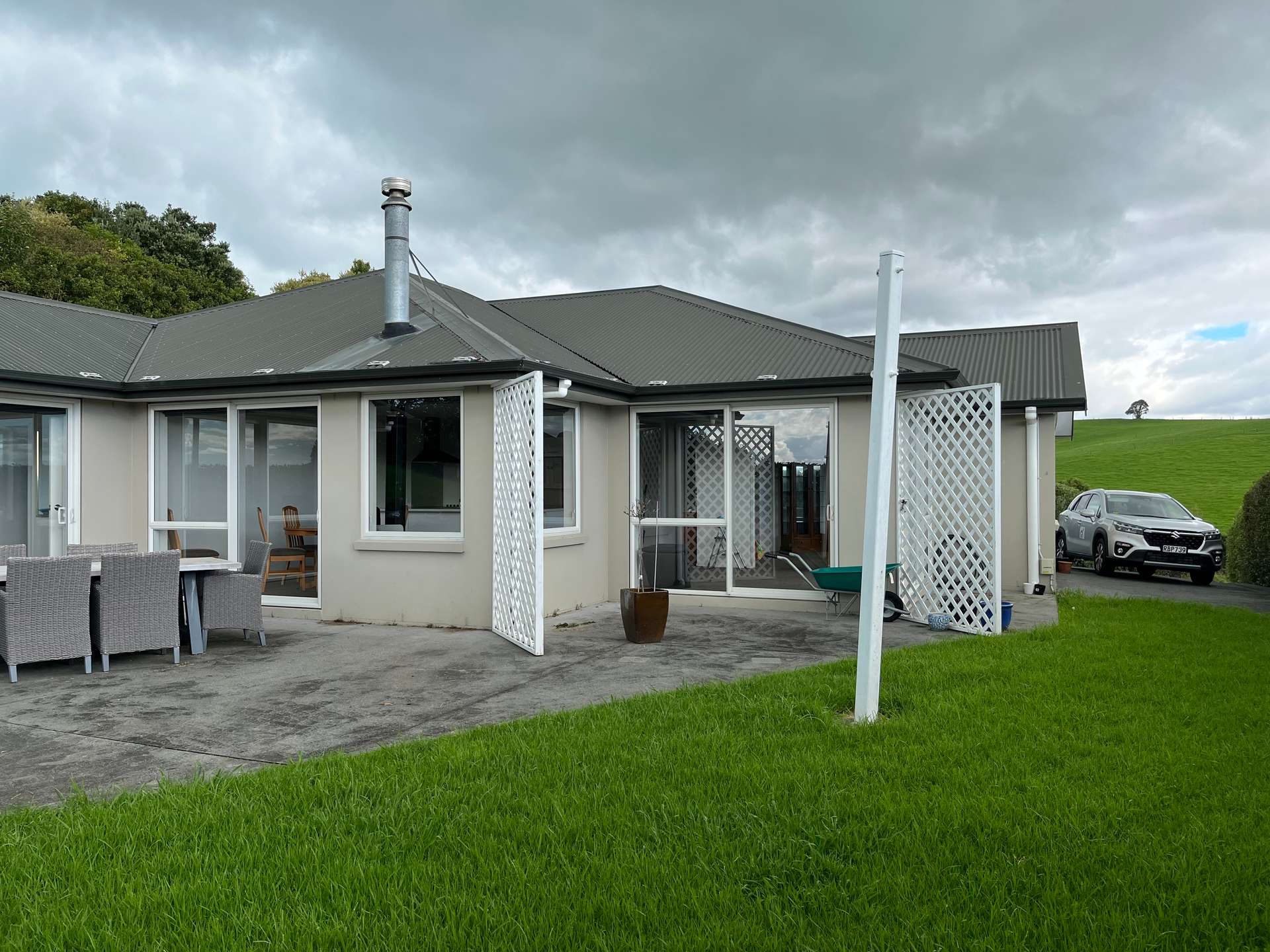 15 Seascape Crescent photo 4