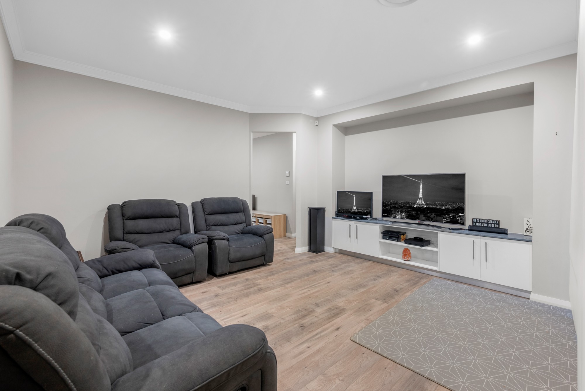 23 Manorina Place, Tahmoor, NSW 2573