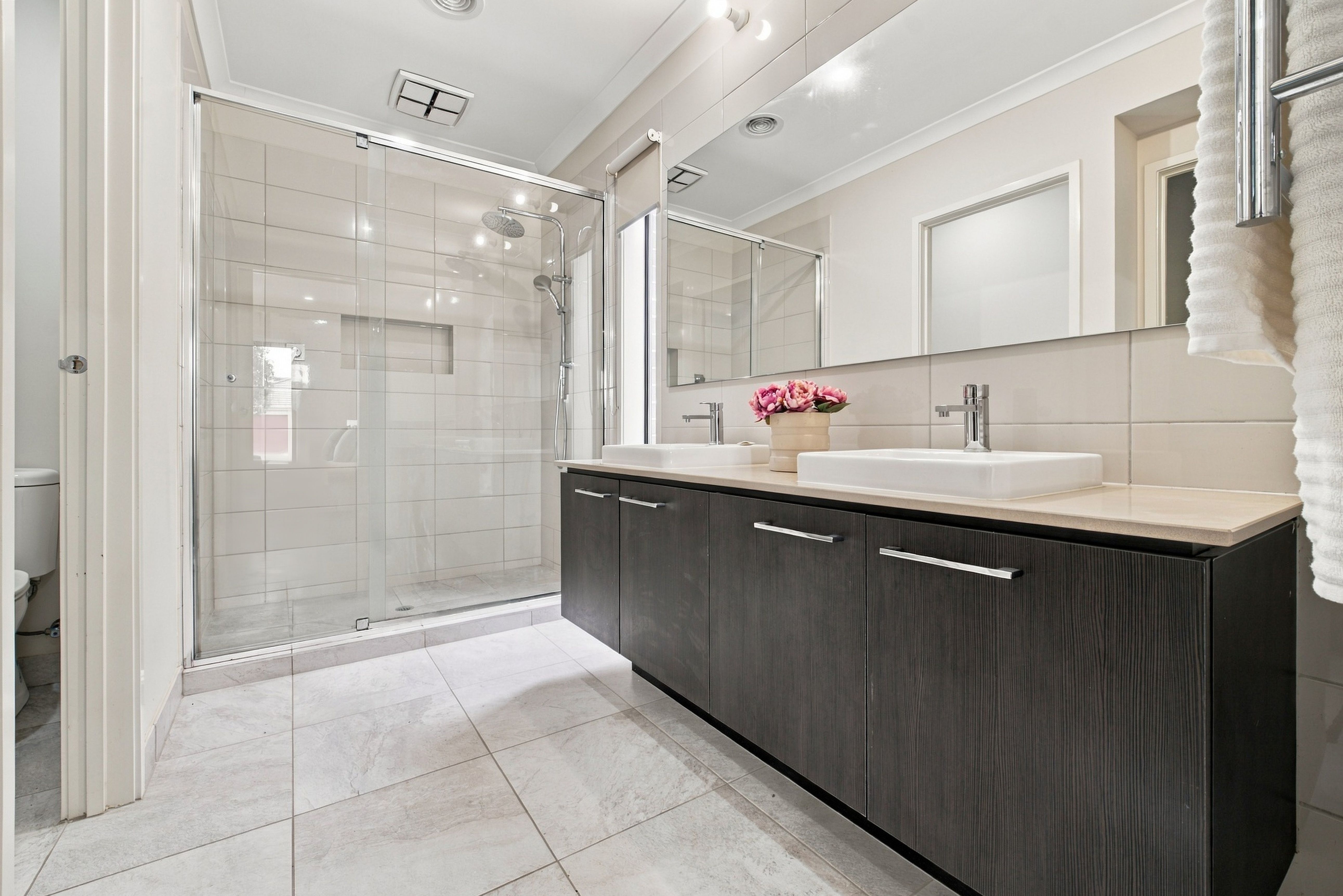11 Murrayfield Street — photo 3 of 18