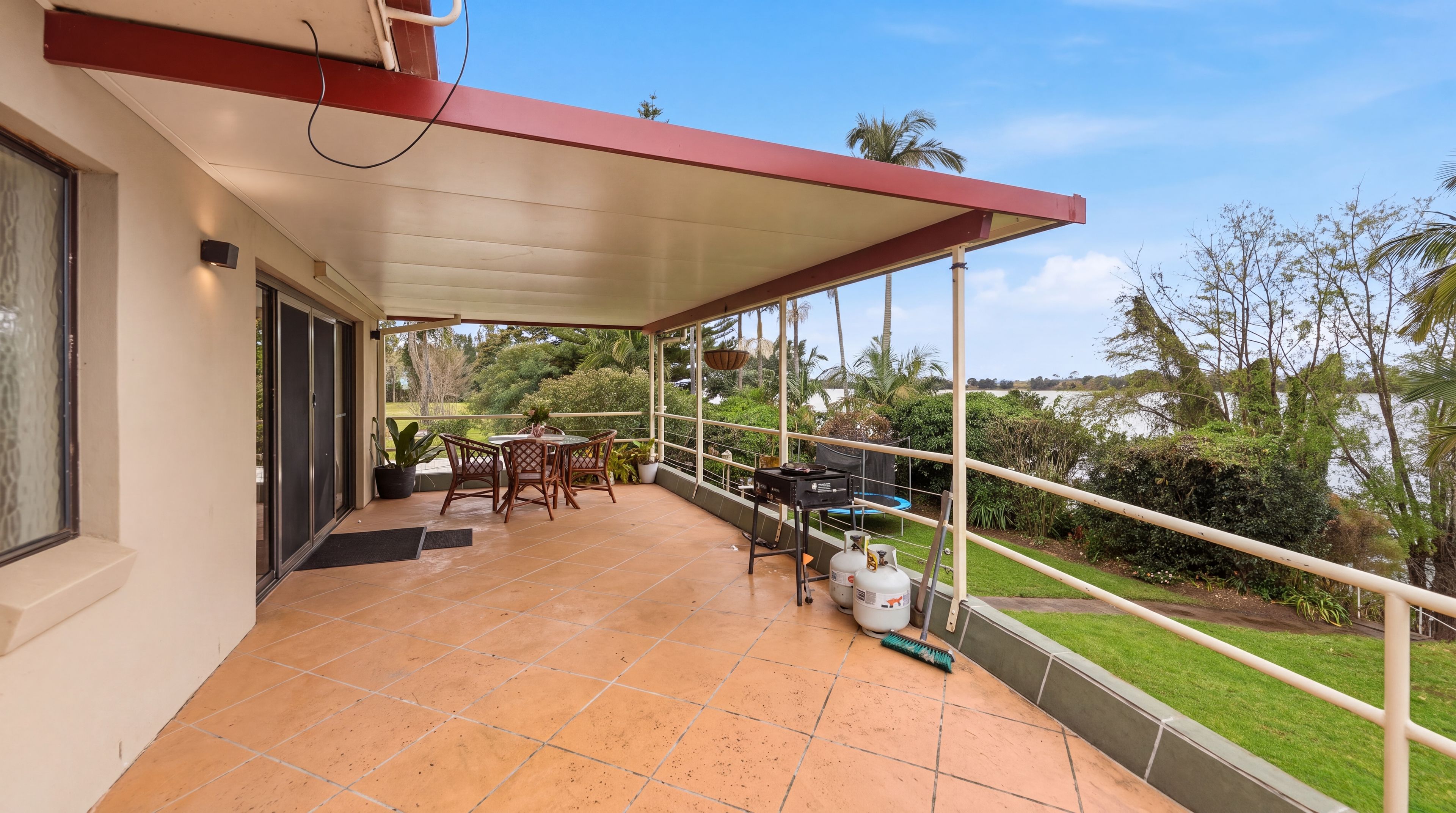 544 Great Marlow Road — photo 12 of 30