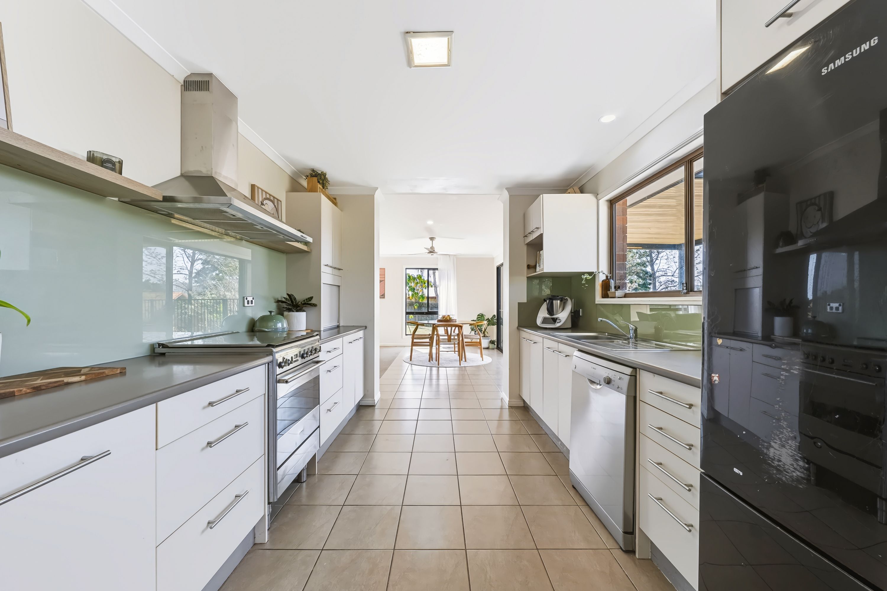 21 Enchelmaier Street — photo 6 of 21