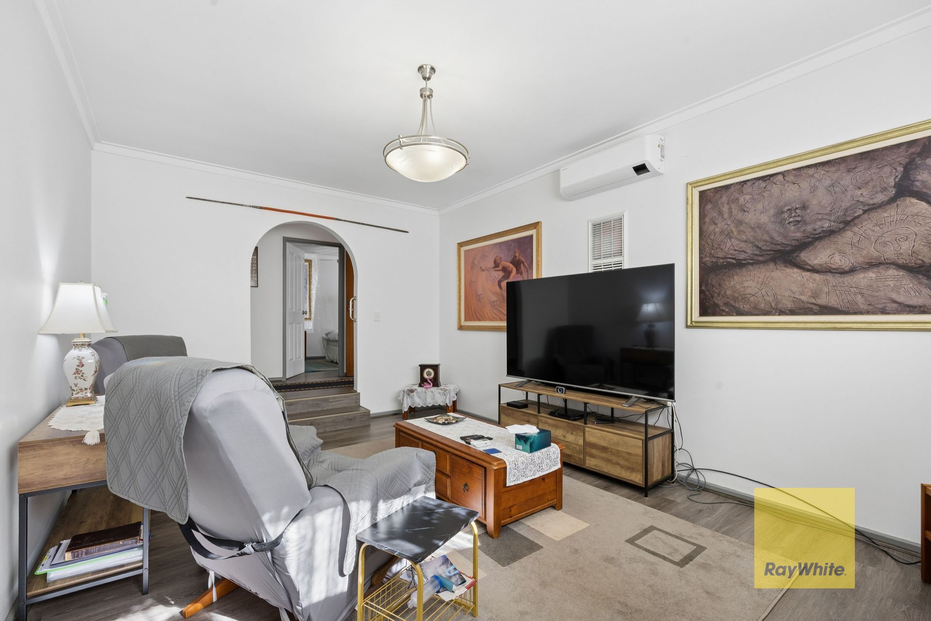 8 Flora Terrace — photo 5 of 30
