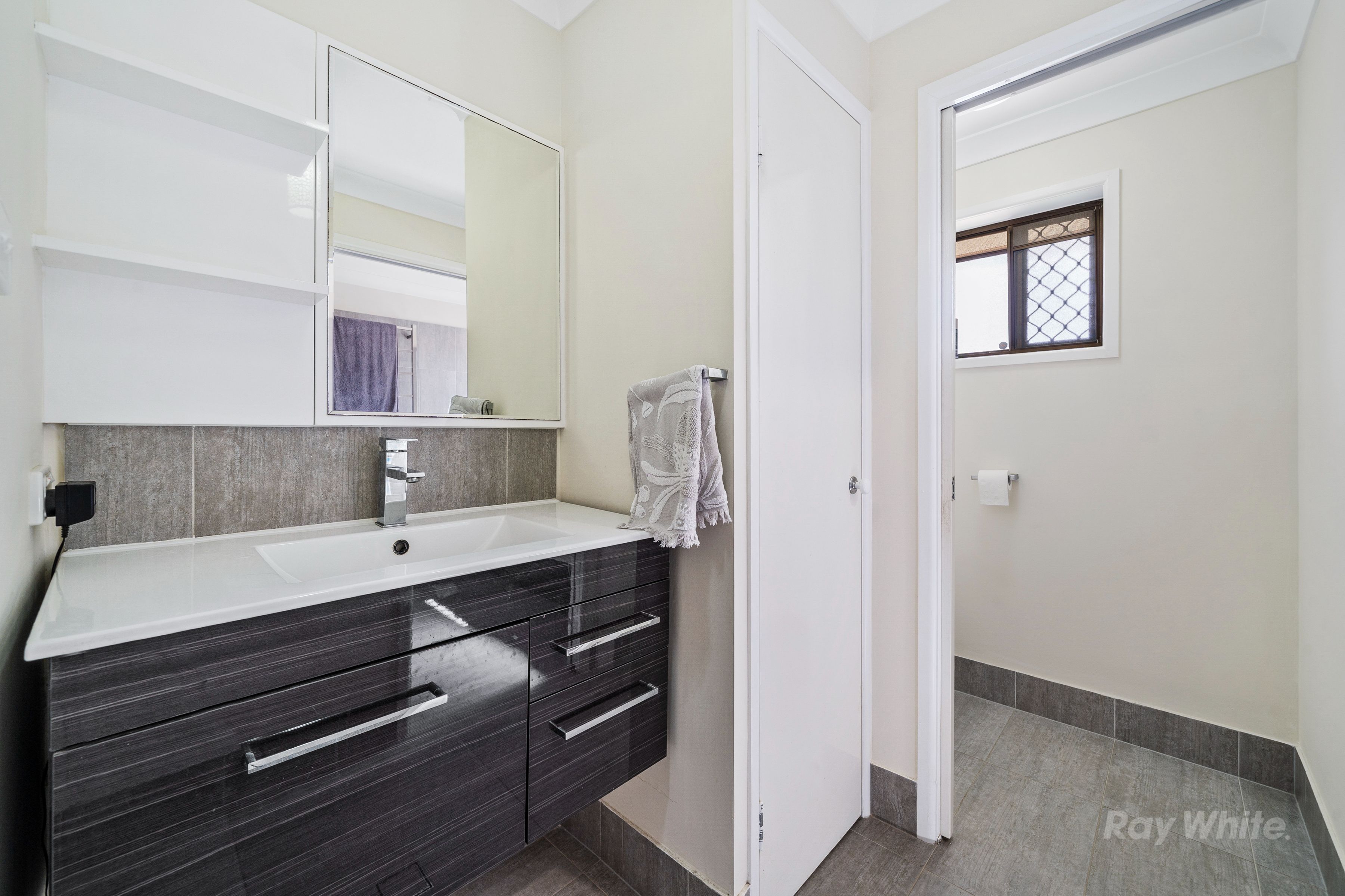 17 Tovey Road, Boronia Heights, QLD 4124
