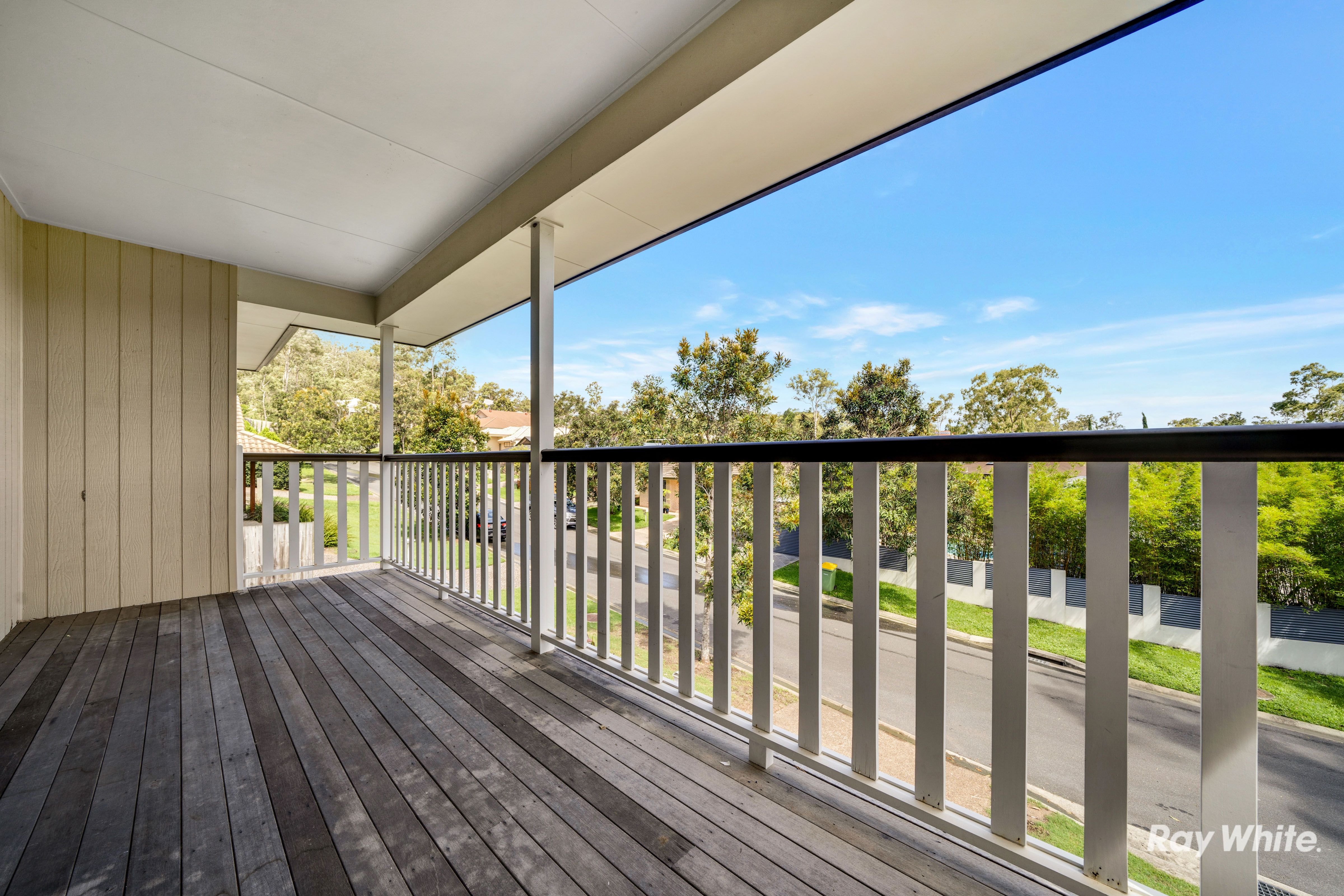 10 Carnarvon Crescent, Waterford, QLD 4133