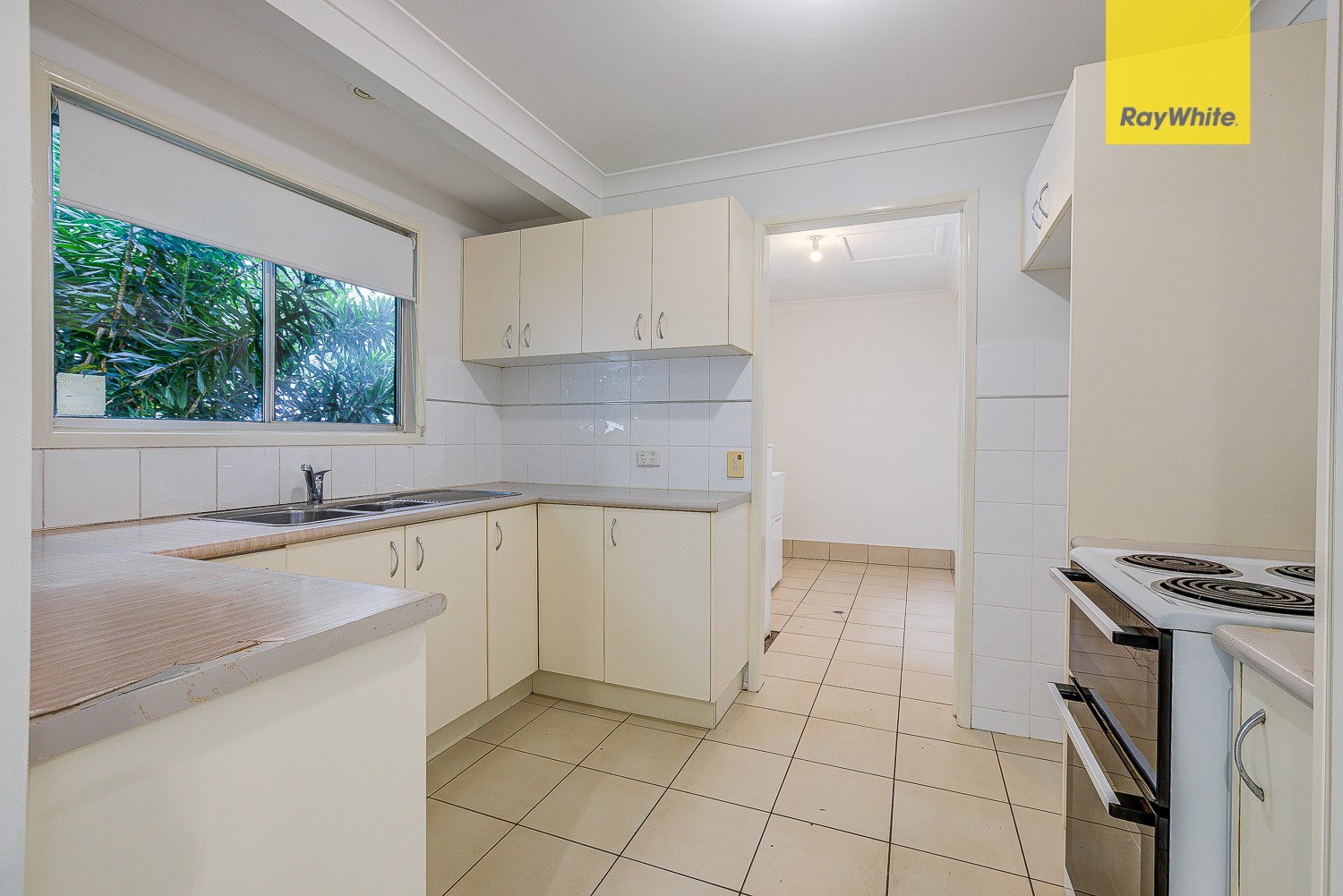 10 Driftwood Street, Crestmead, QLD 4132