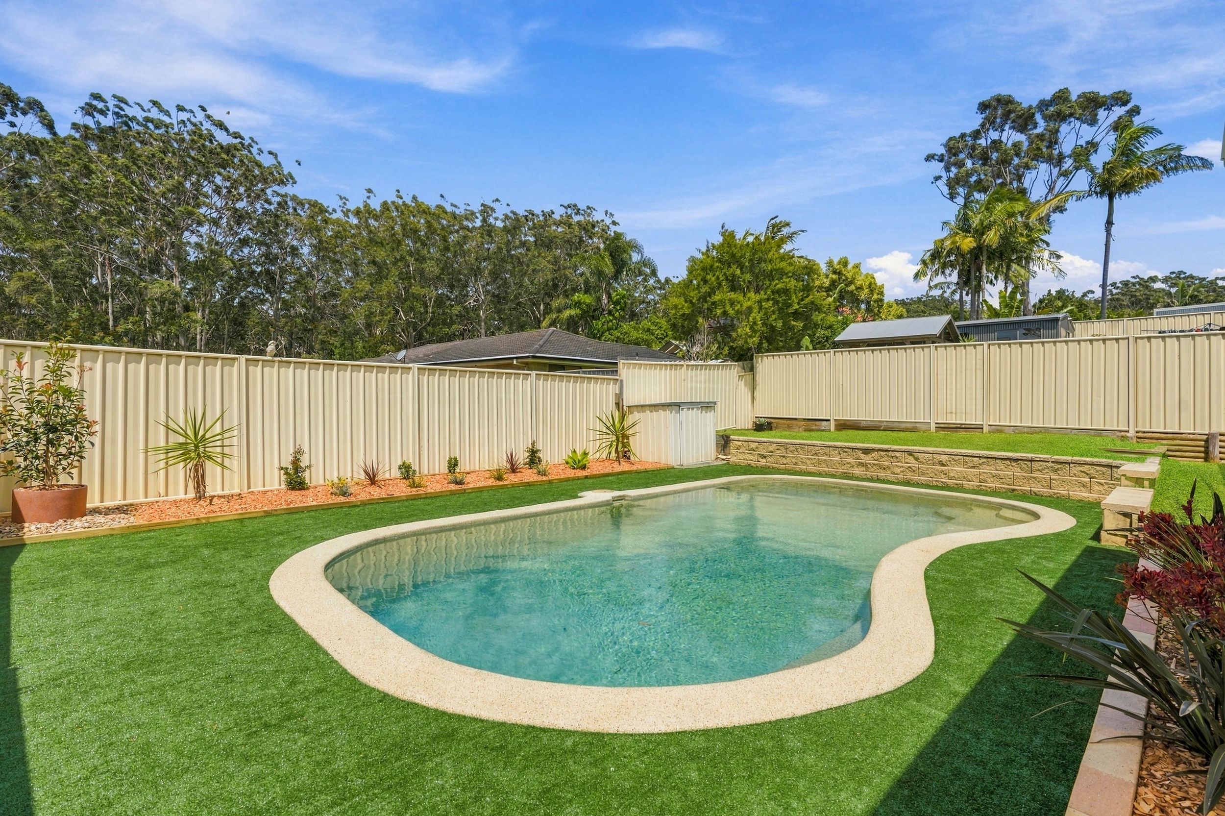 7 Armstrong Close — photo 13 of 18