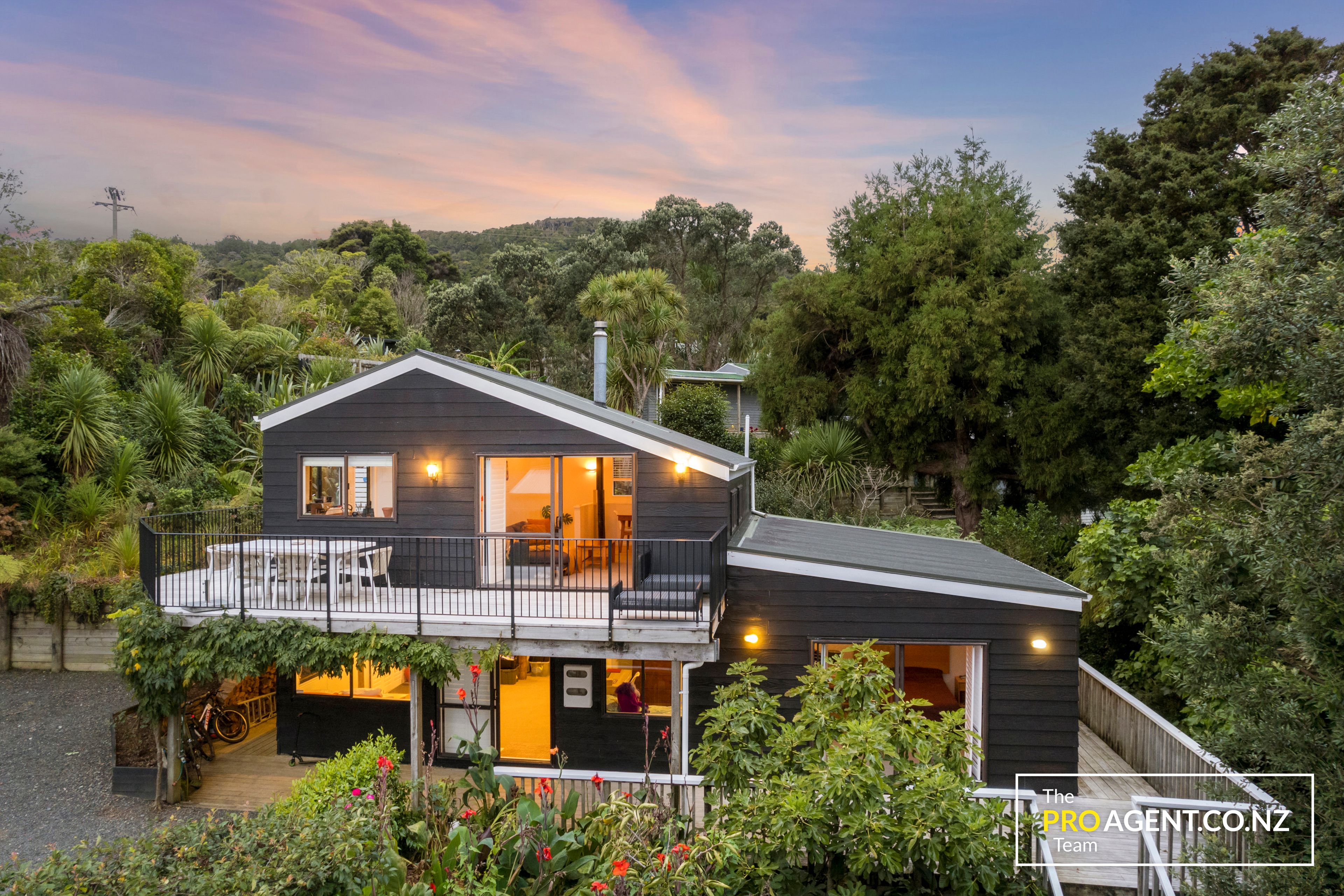 1133 Huia Road, Huia, Waitakere City 0604 - Sold House - Ray White ...