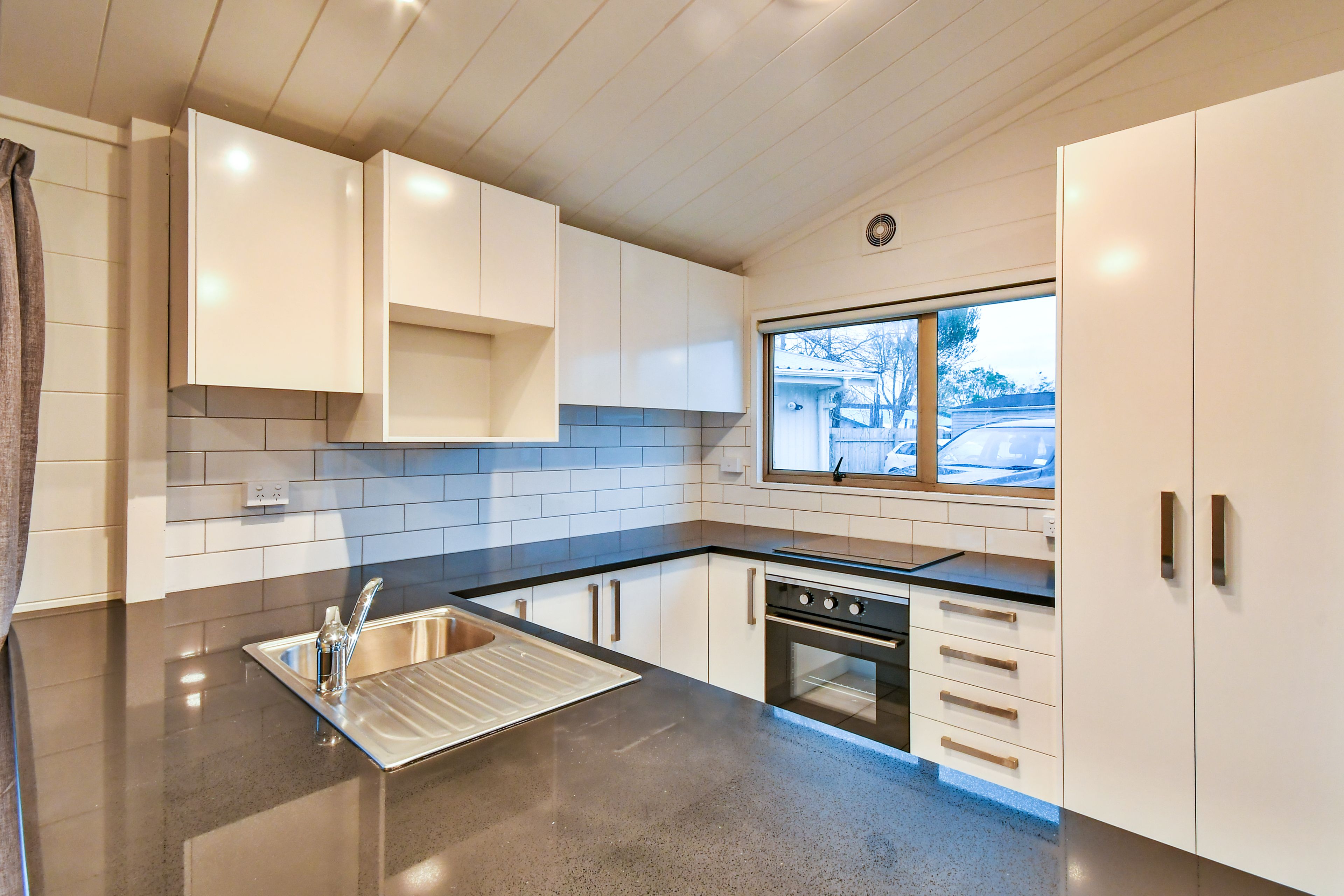 18 Gibbons Road, Weymouth, Manukau City
