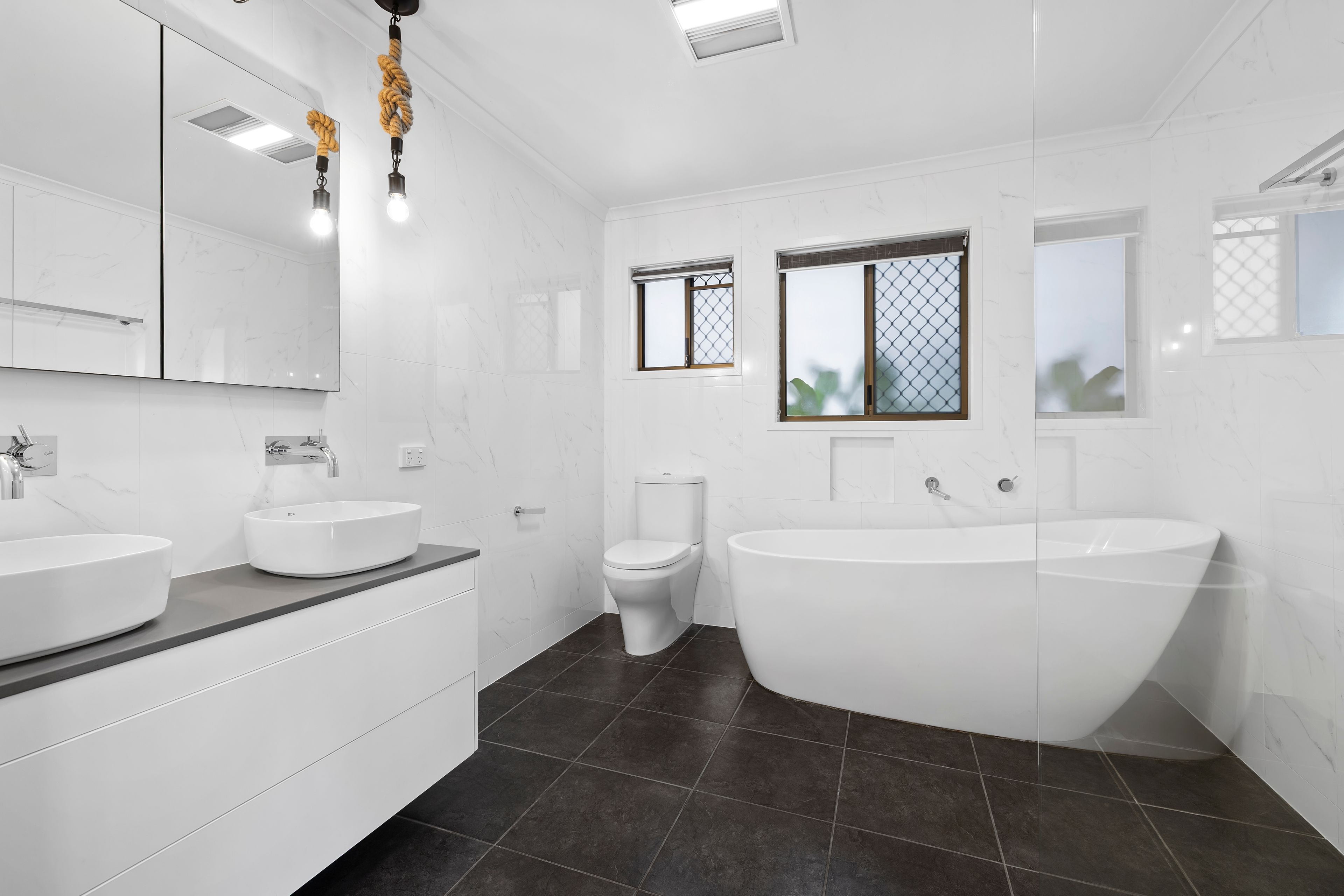 28 McDougall Street, Sherwood, QLD 4075