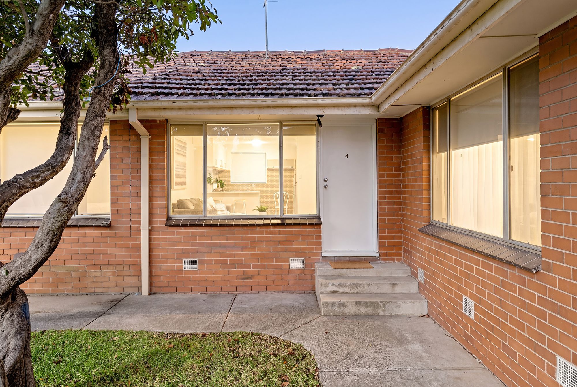 4/41 Cypress Avenue, Brooklyn, VIC 3012
