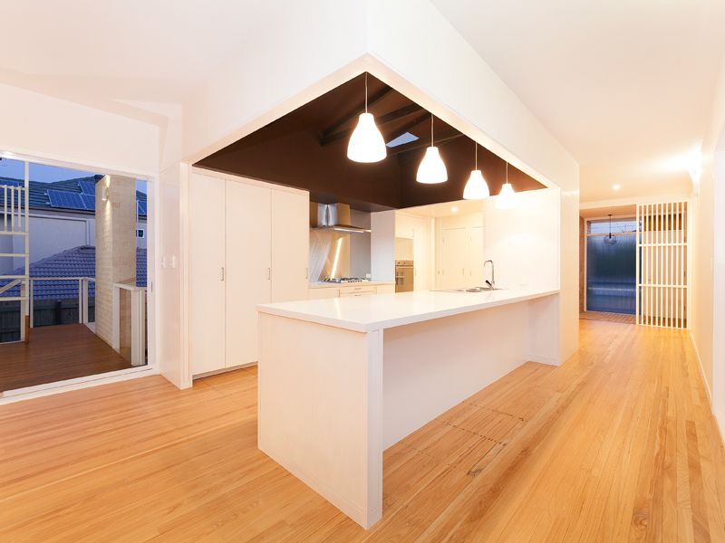 19 Lohe Street, Indooroopilly, QLD 4068