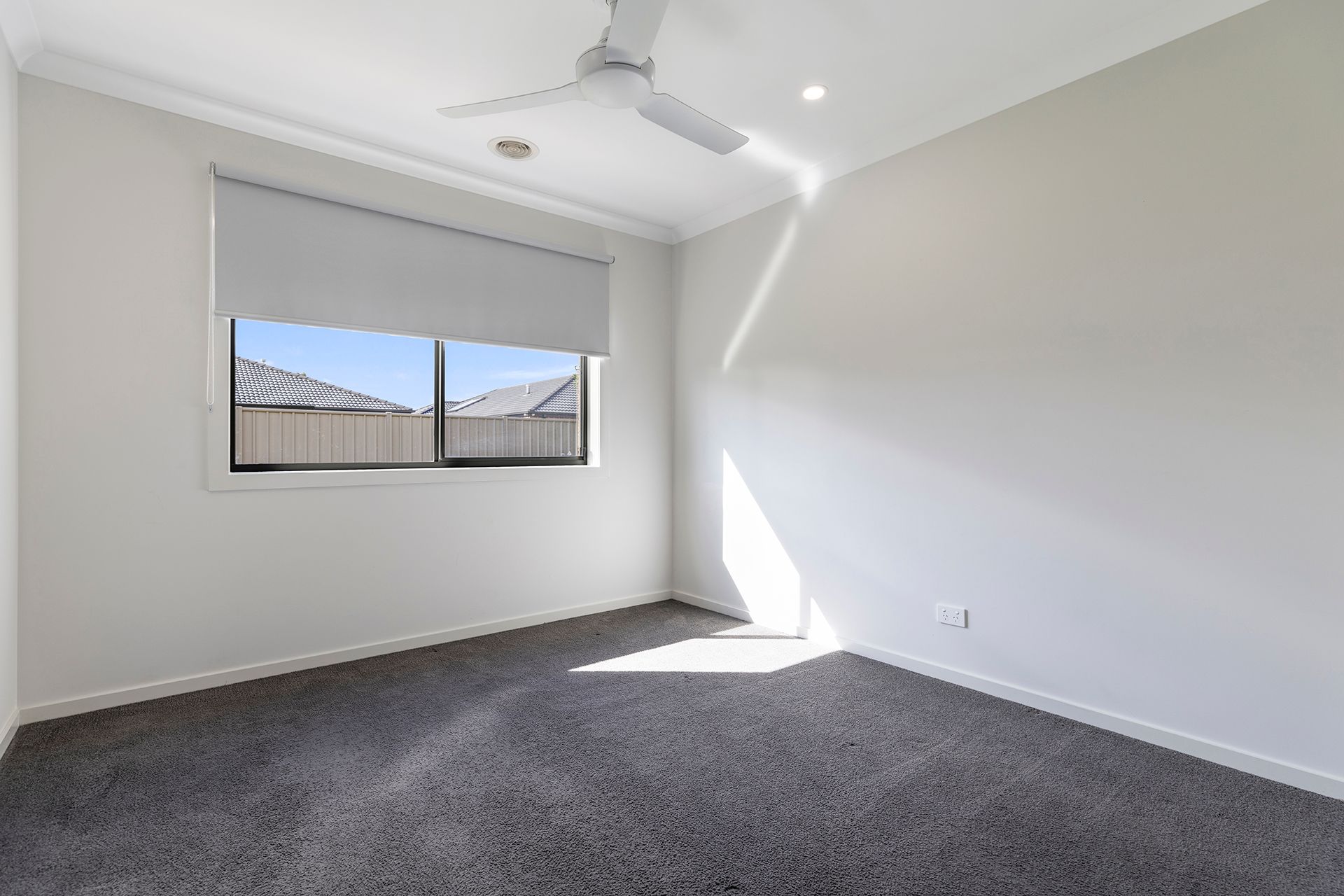 24 Grevillea Street — photo 15 of 21