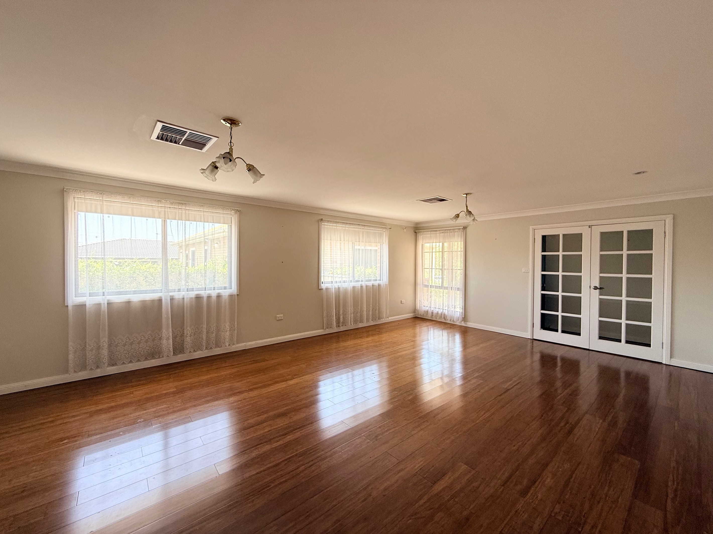 45 Barry Street, Cambridge Park, NSW 2747