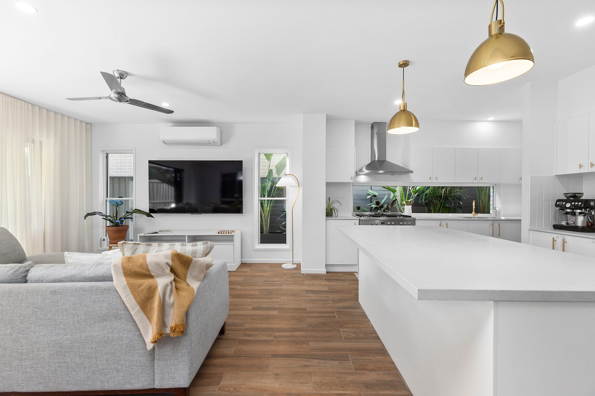 6 Lincoln Crescent, Upper Kedron, QLD 4055