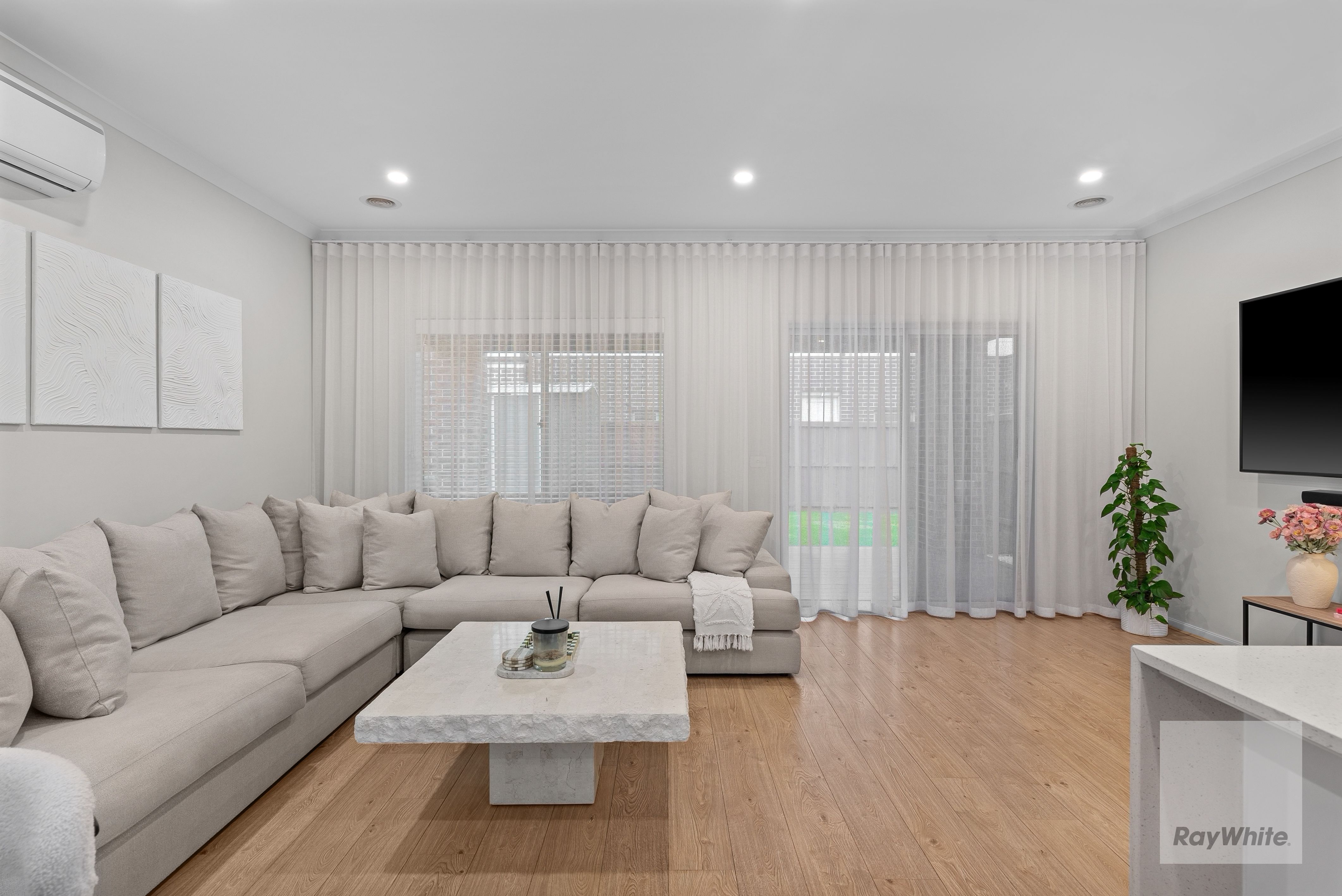 5 King Drive — photo 3 of 19