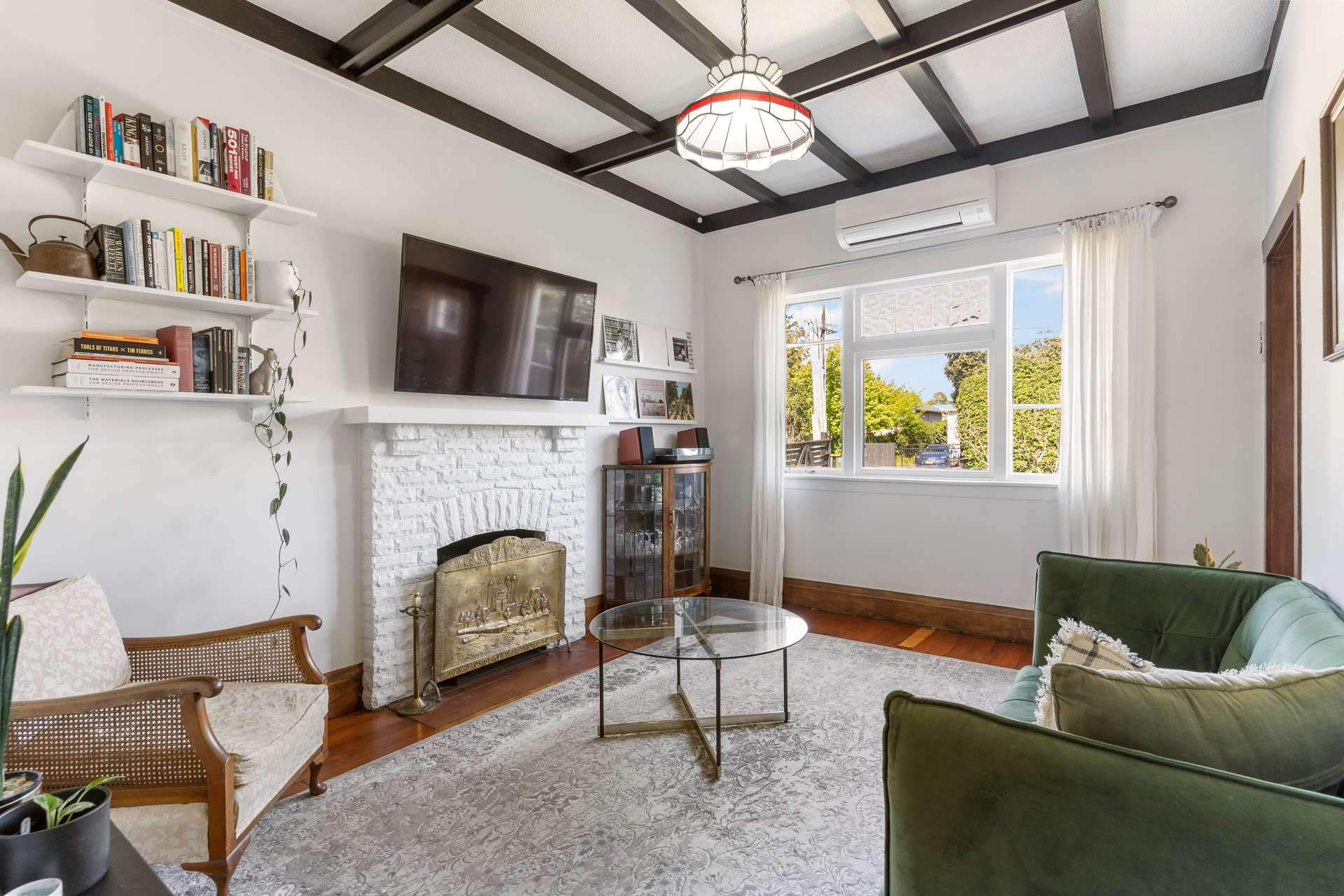 12 Mona Avenue photo 4
