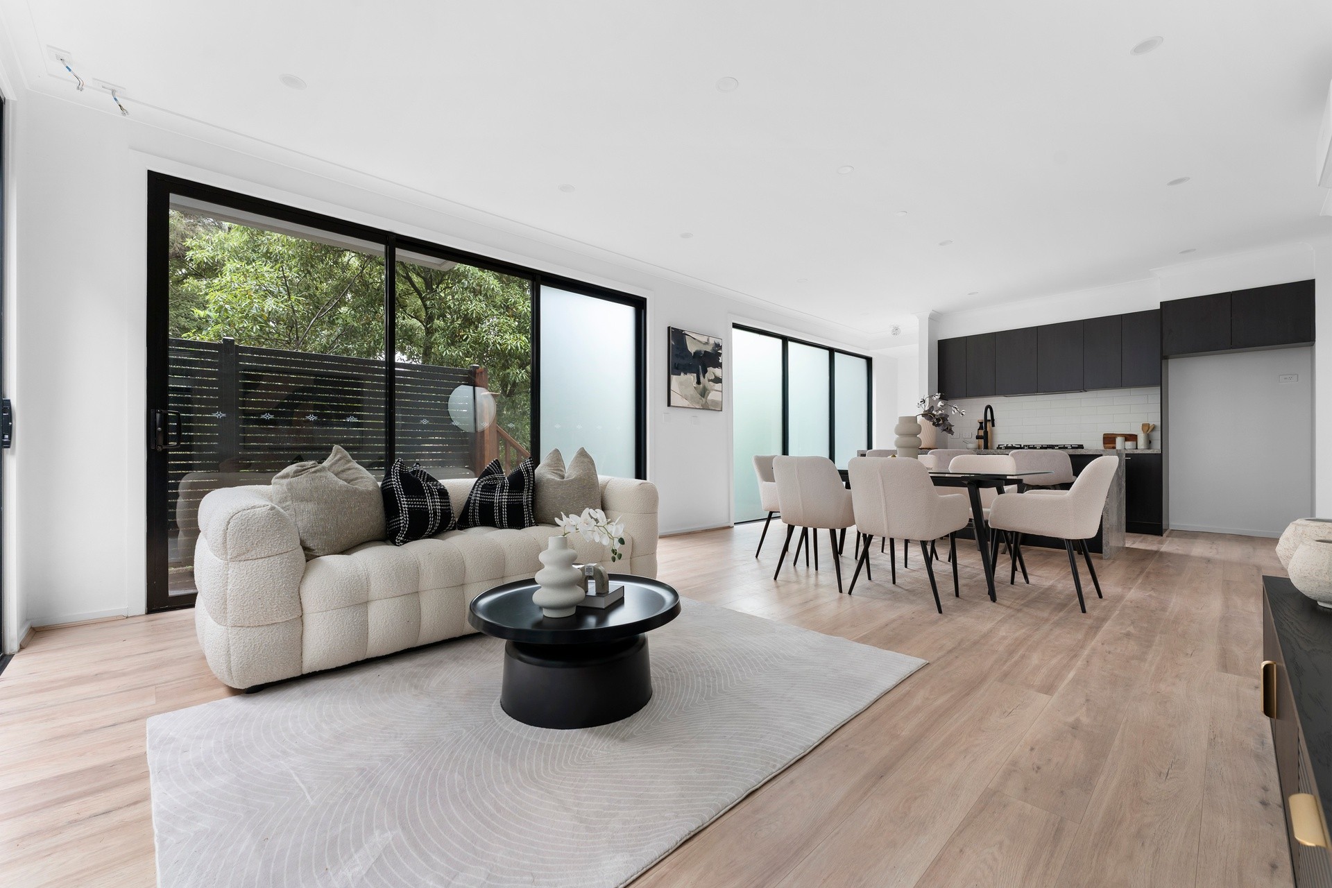 3&4/1 Ivanhoe Street, Glen Waverley, VIC 3150