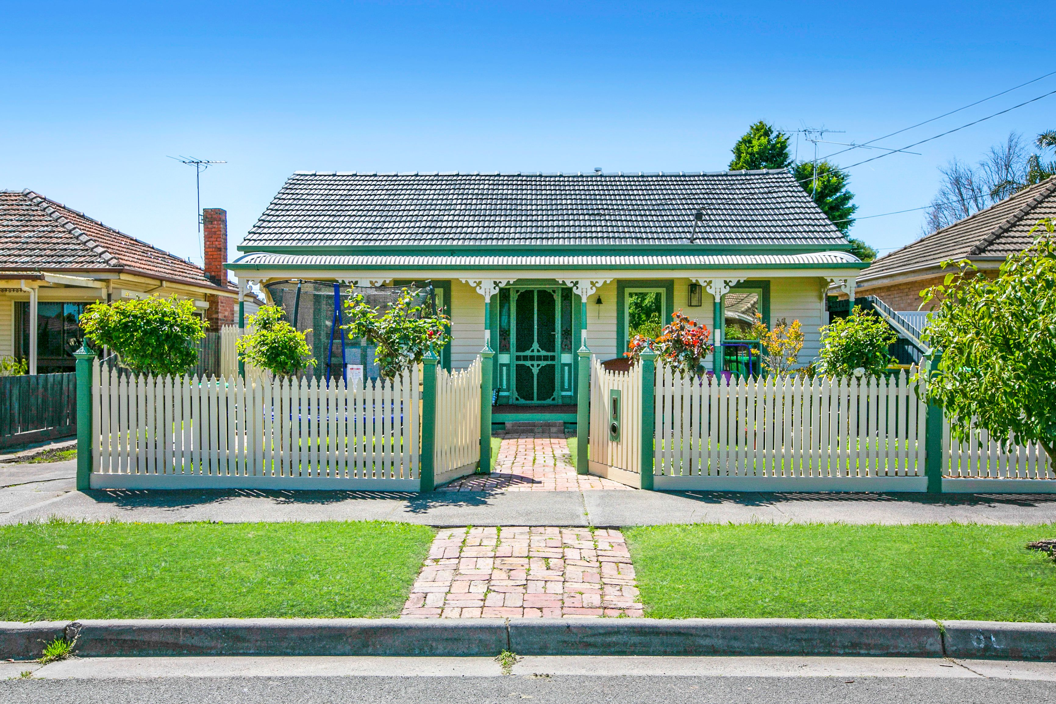 60 Lloyd Avenue, Reservoir VIC 3073