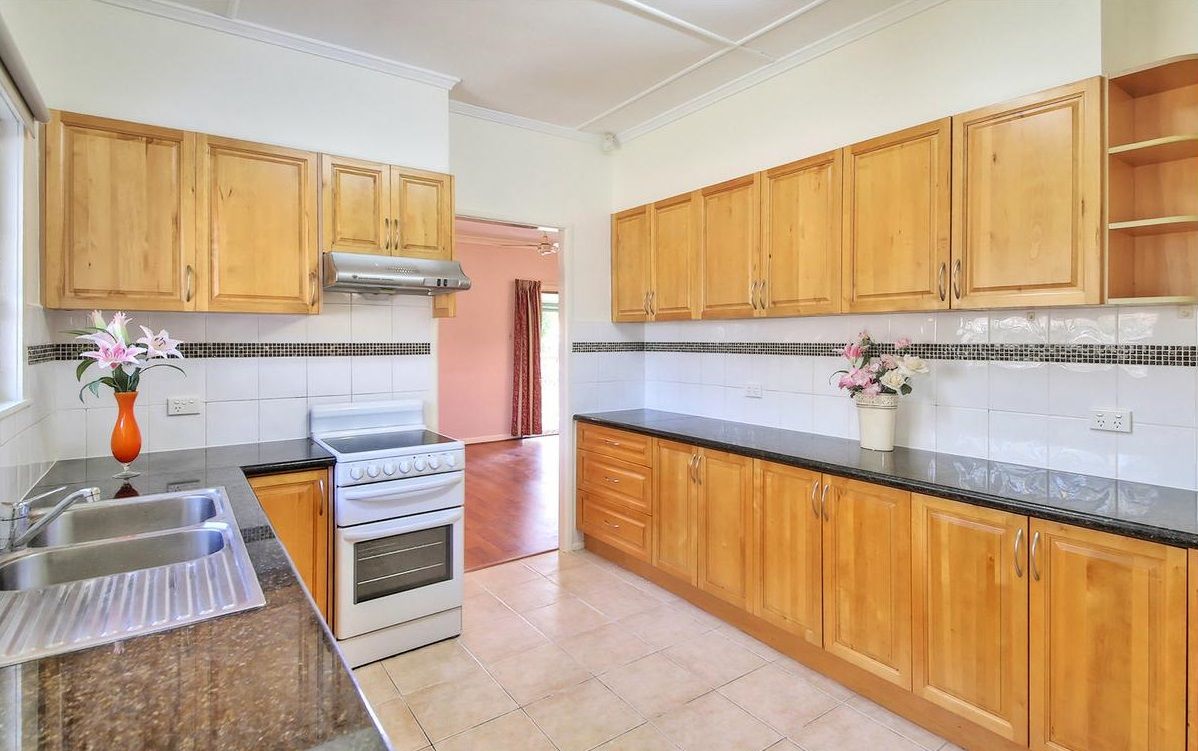 350 Oxley Road (Cnr Borden Street), Sherwood, QLD 4075