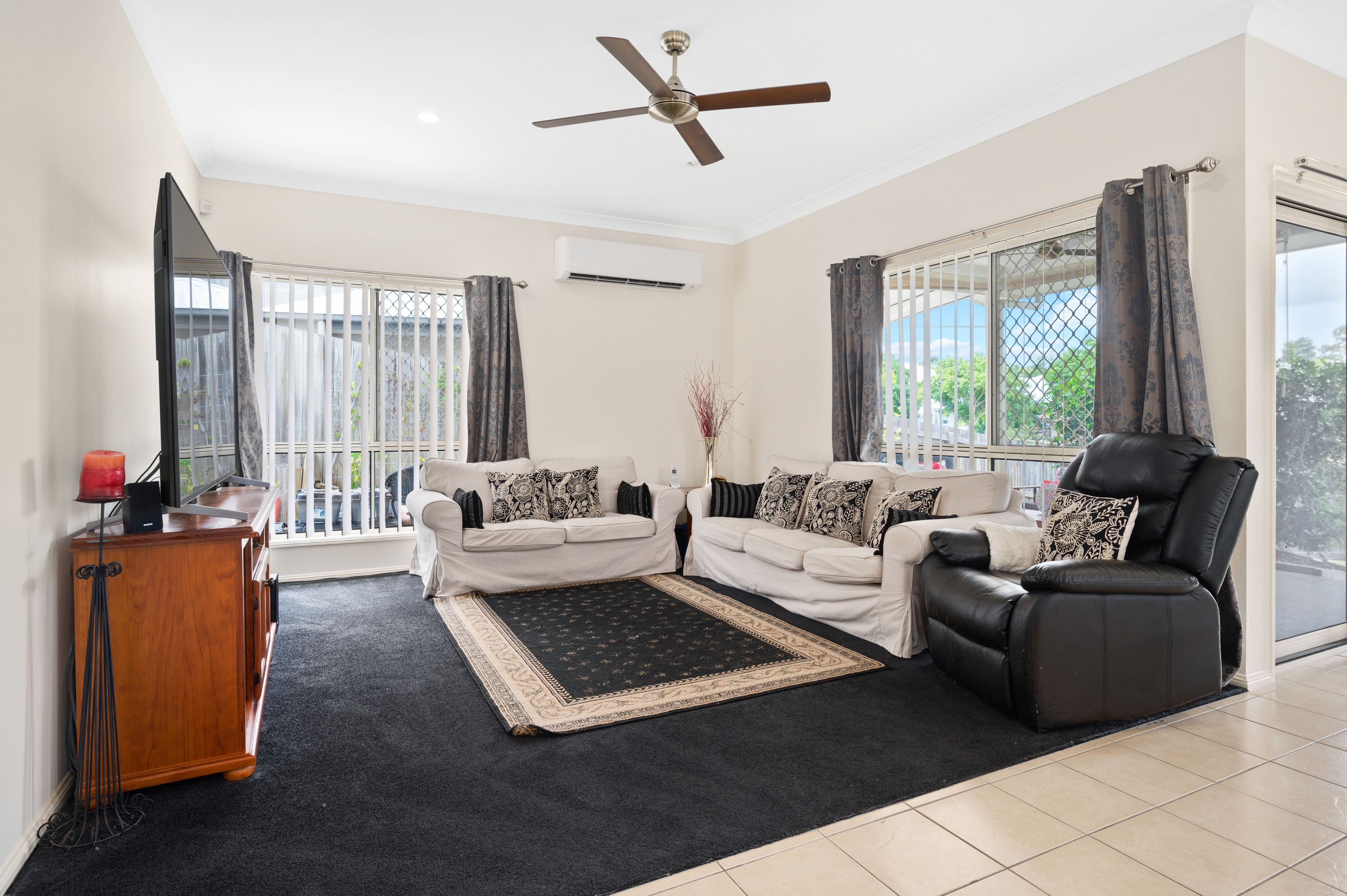 3 Ridge View Place, Springfield Lakes, QLD 4300