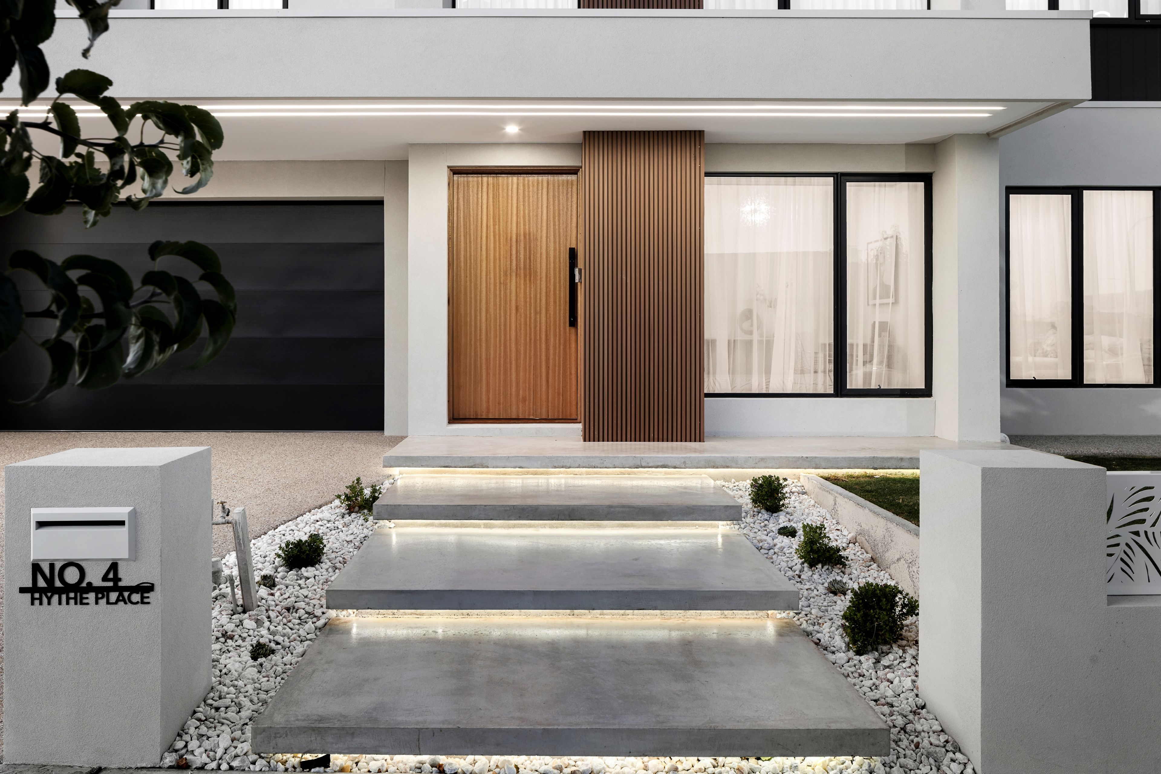 4 Hythe Place, Mickleham, VIC 3064