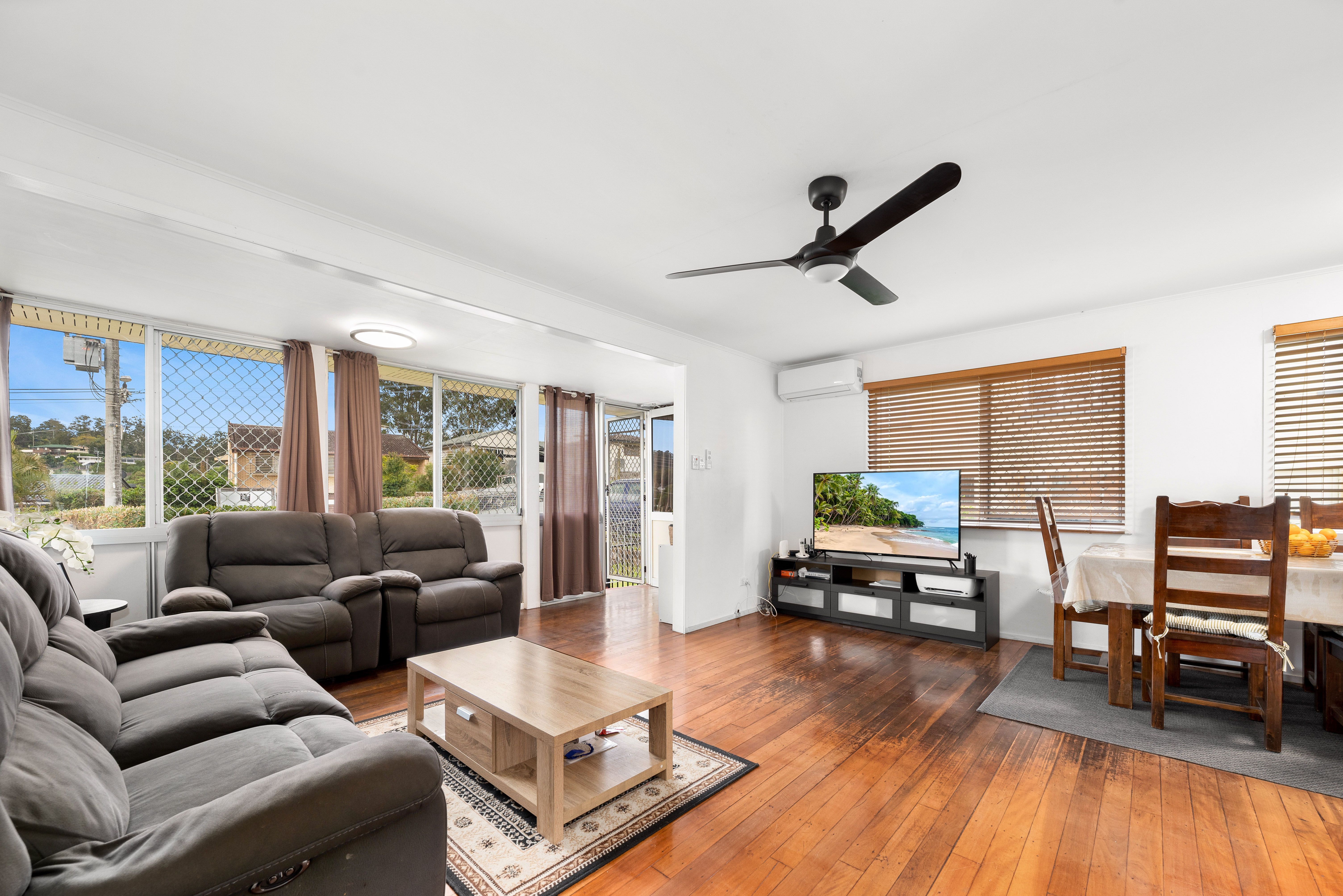21 Anora Crescent, Ferny Hills, QLD 4055
