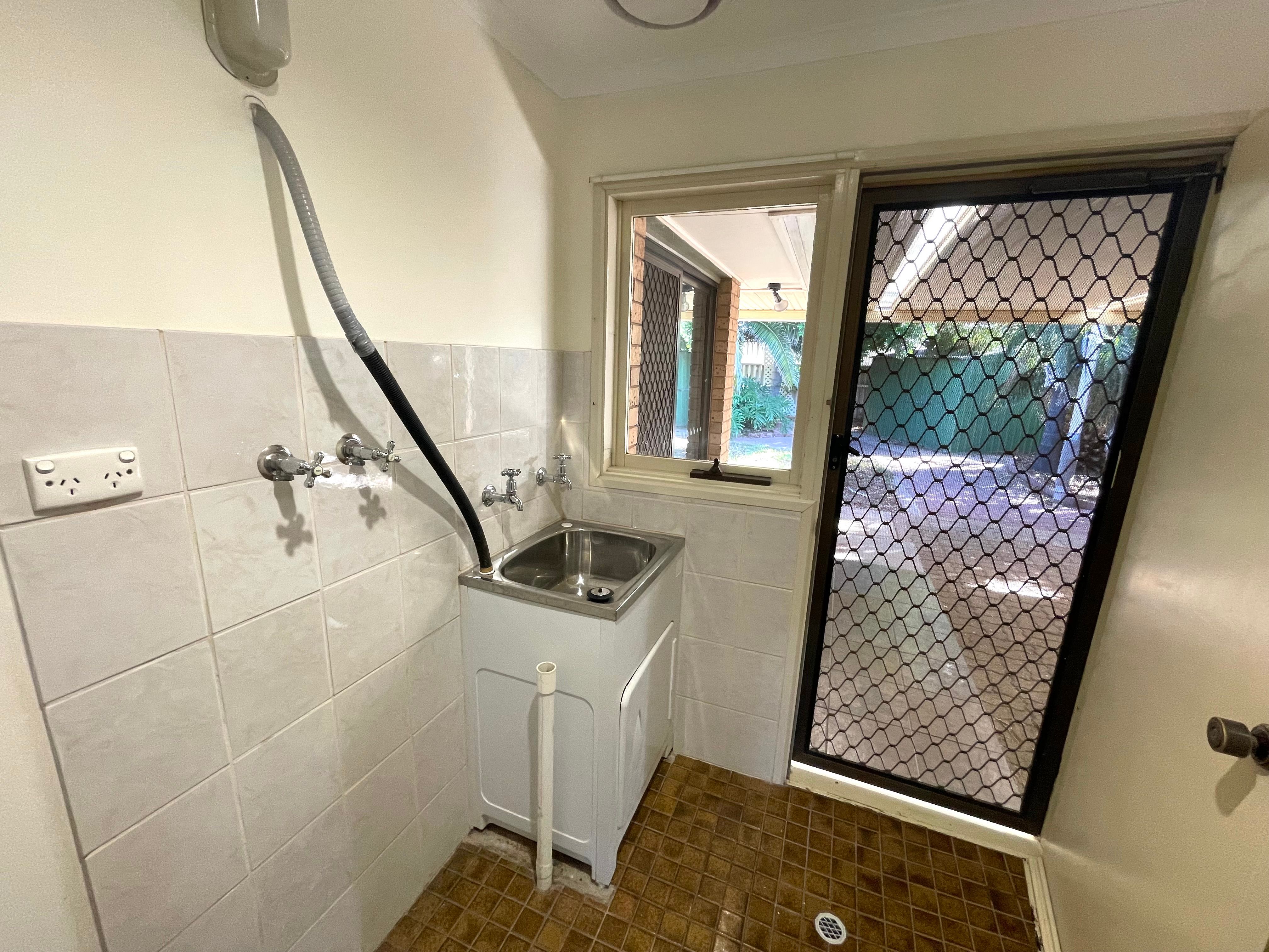 32 Abraham Drive — photo 11 of 14