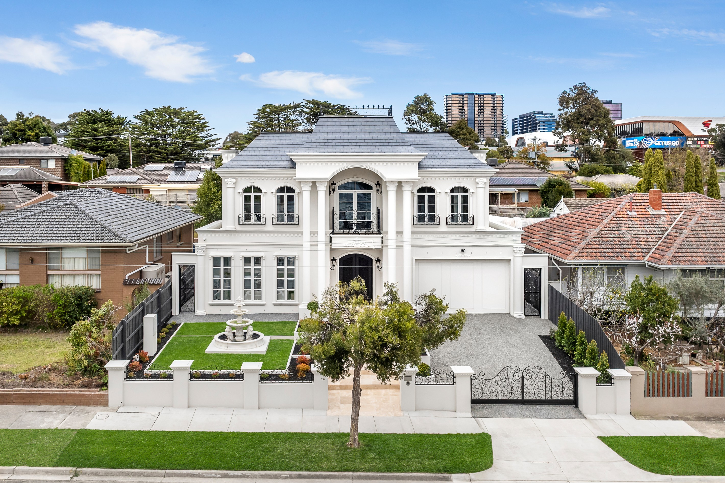 4 Landridge Street, Glen Waverley, VIC 3150