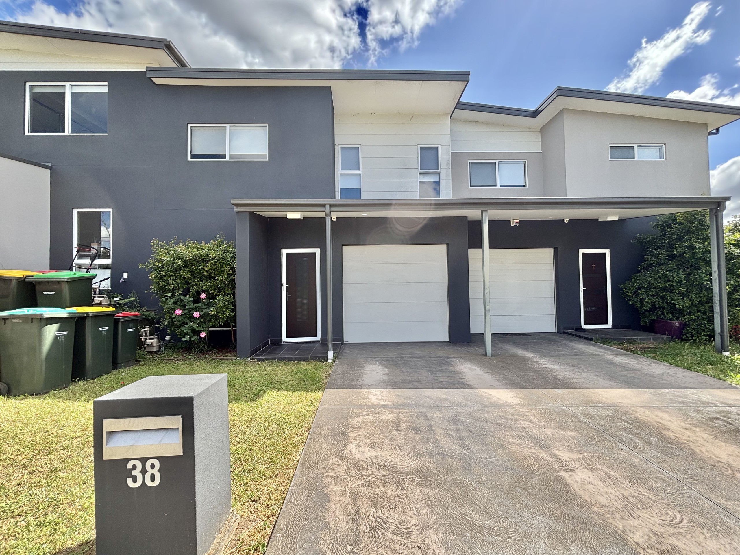 38 Mellish Parade, Glenfield, NSW 2167