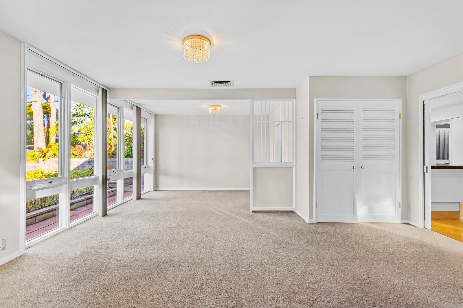 24 Wiseman Road, Castle Hill, NSW 2154