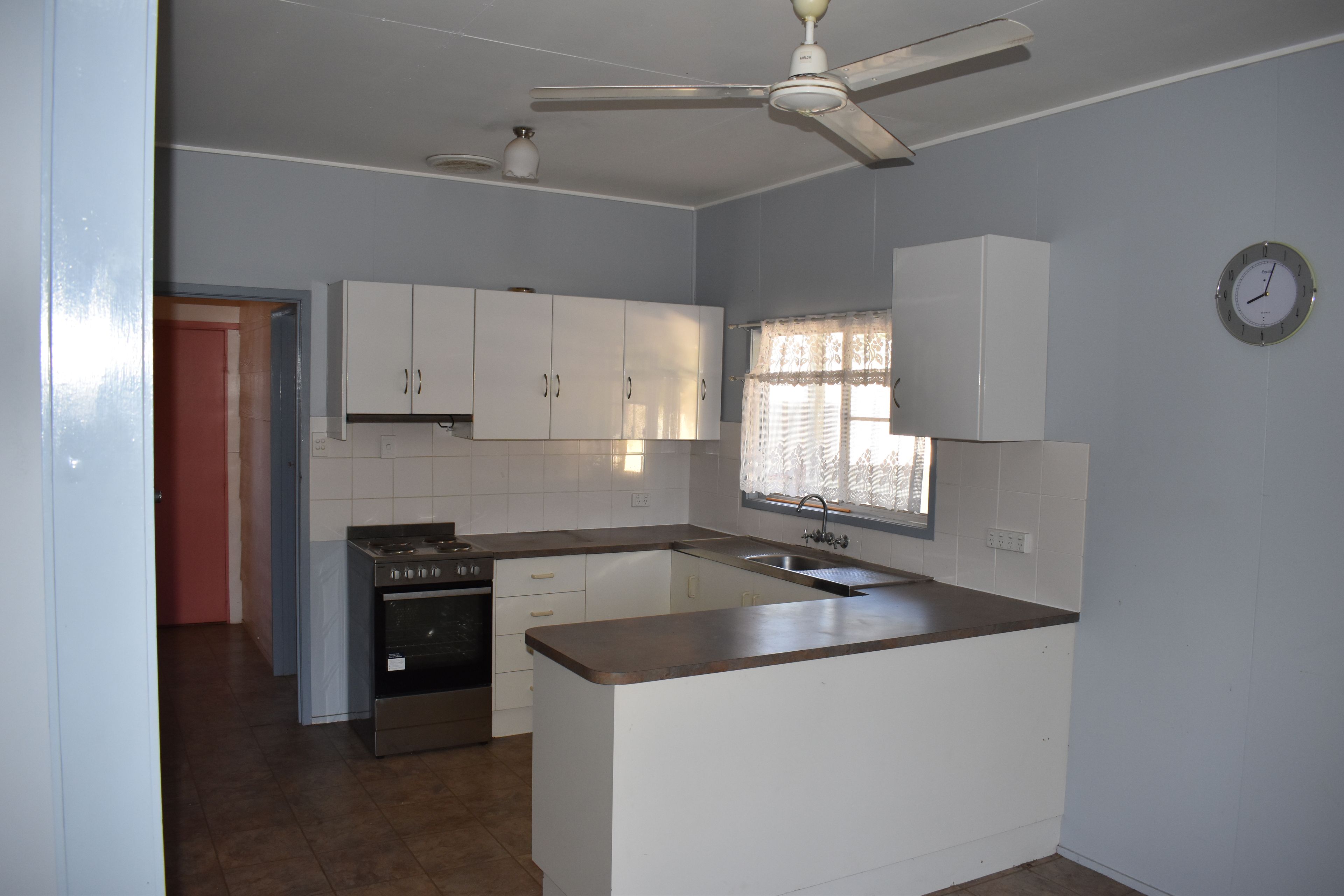 48 Gray Street, Emerald, QLD 4720