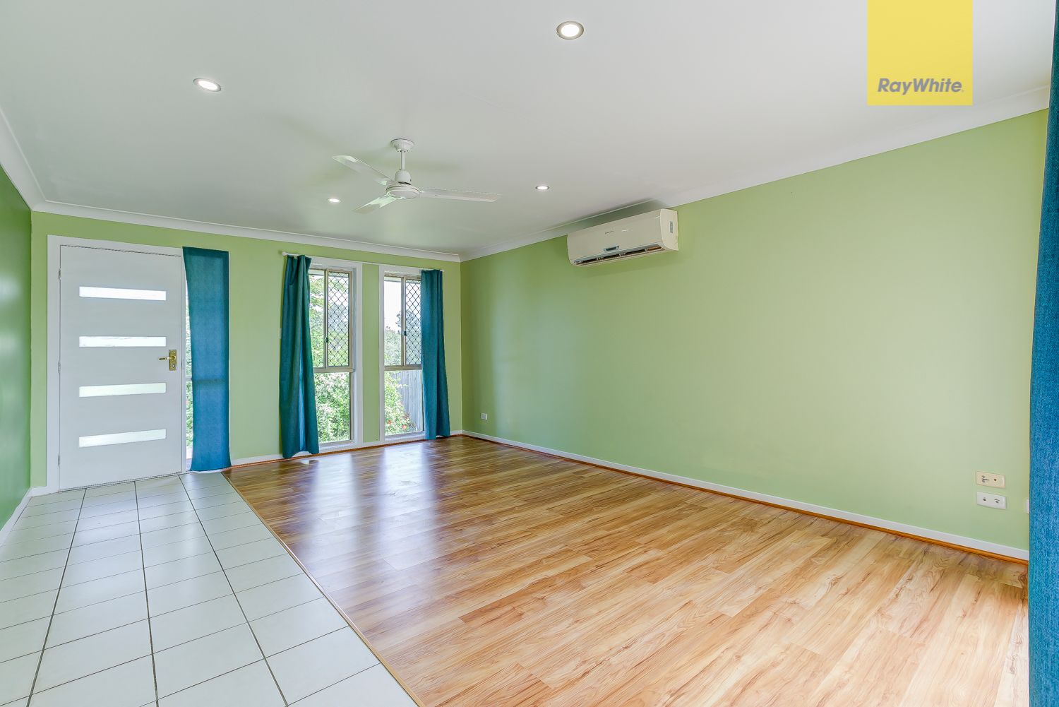 12 Lake Manchester Street, Logan Reserve, QLD 4133